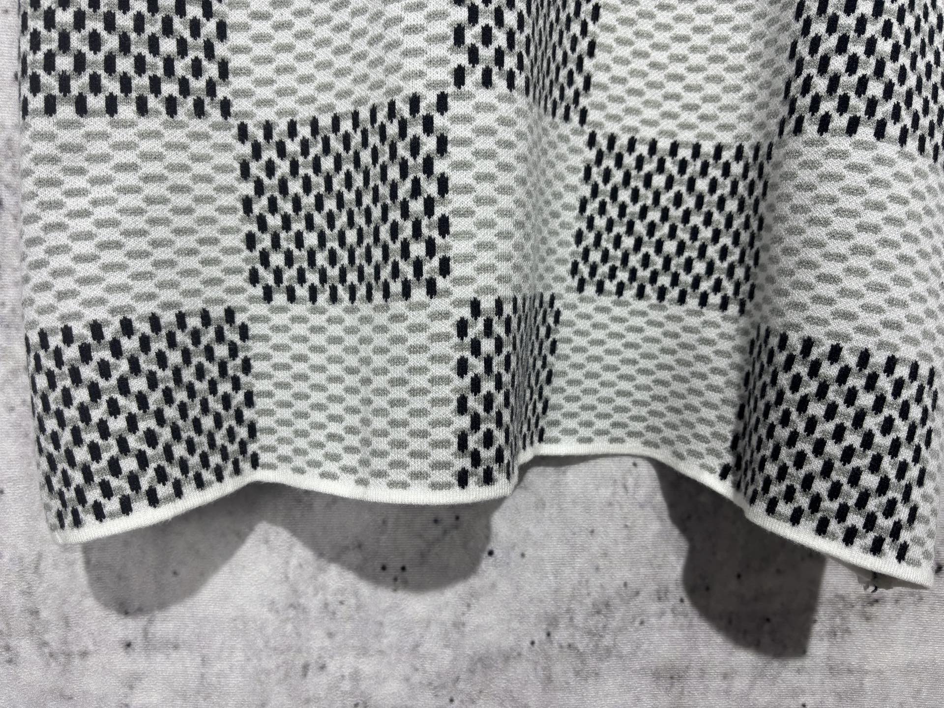 219176d4a5c42a763331f4f5b4cc1846_1746081111_4436.jpg