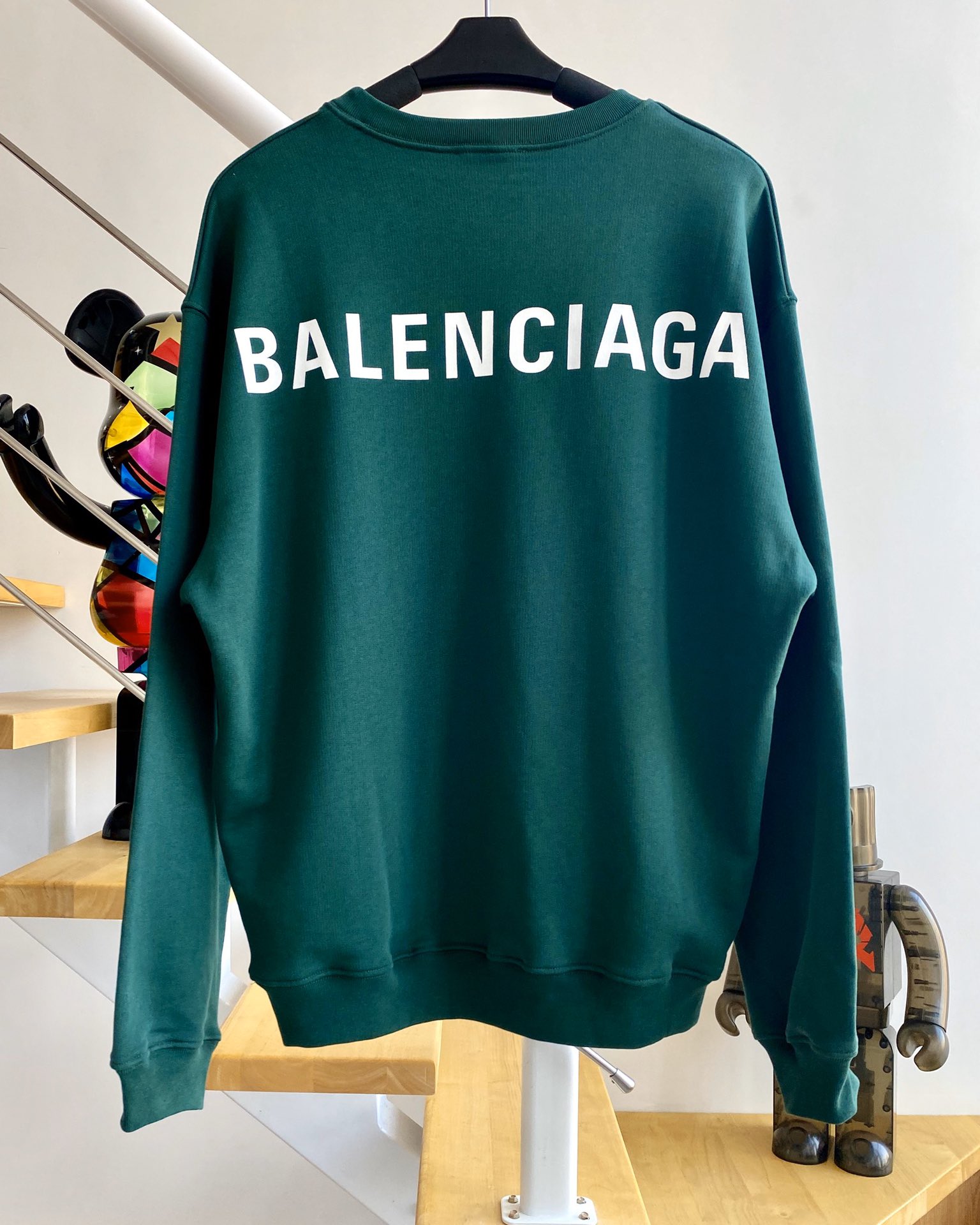 [계단집] 발렌시아가 백로고 맨투맨 다크그린 balenciaga