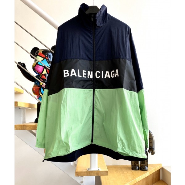 [계단집] 발렌시아가 라이트 그린 바람막이 balenciaga