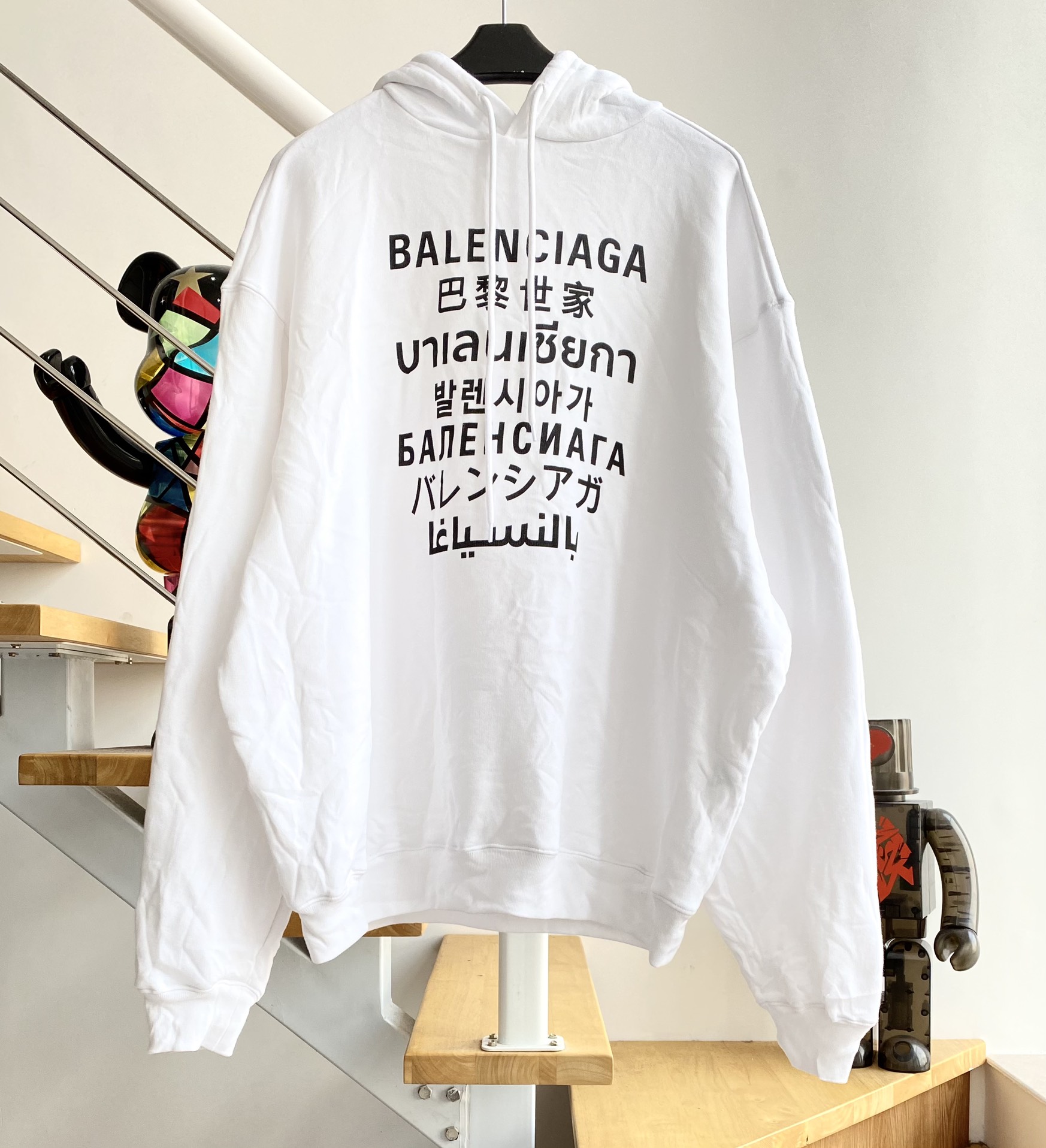 [계단집] 발렌시아가 랭귀지 후드티 화이트 balenciaga