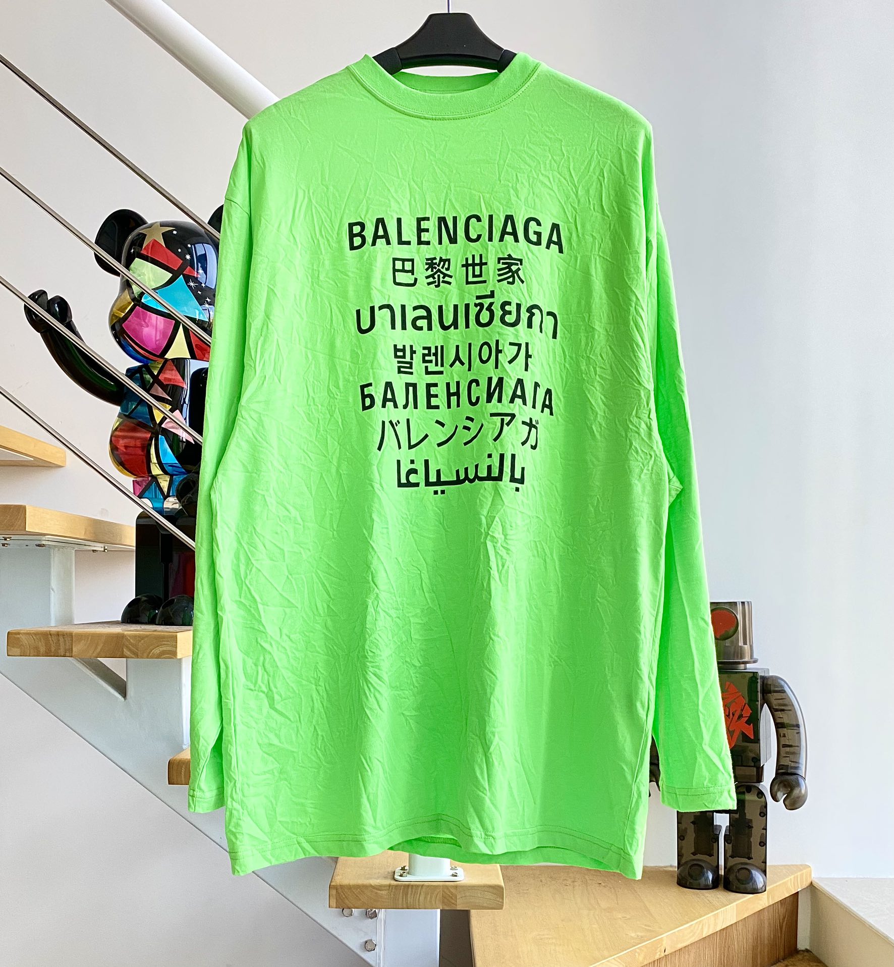 [계단집] 발렌시아가 7국 언어 긴팔 티셔츠 형광 그린 balenciaga