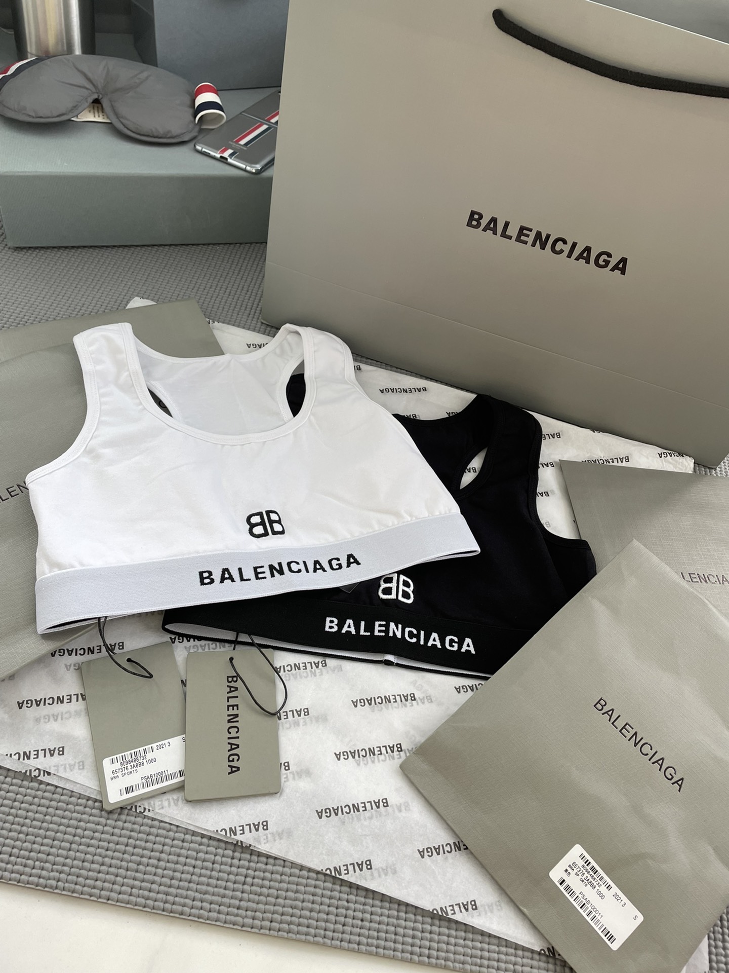 TJ공장 발렌시아가 L 부띠끄 탑 657376 3A8B8 2컬러 balenciaga