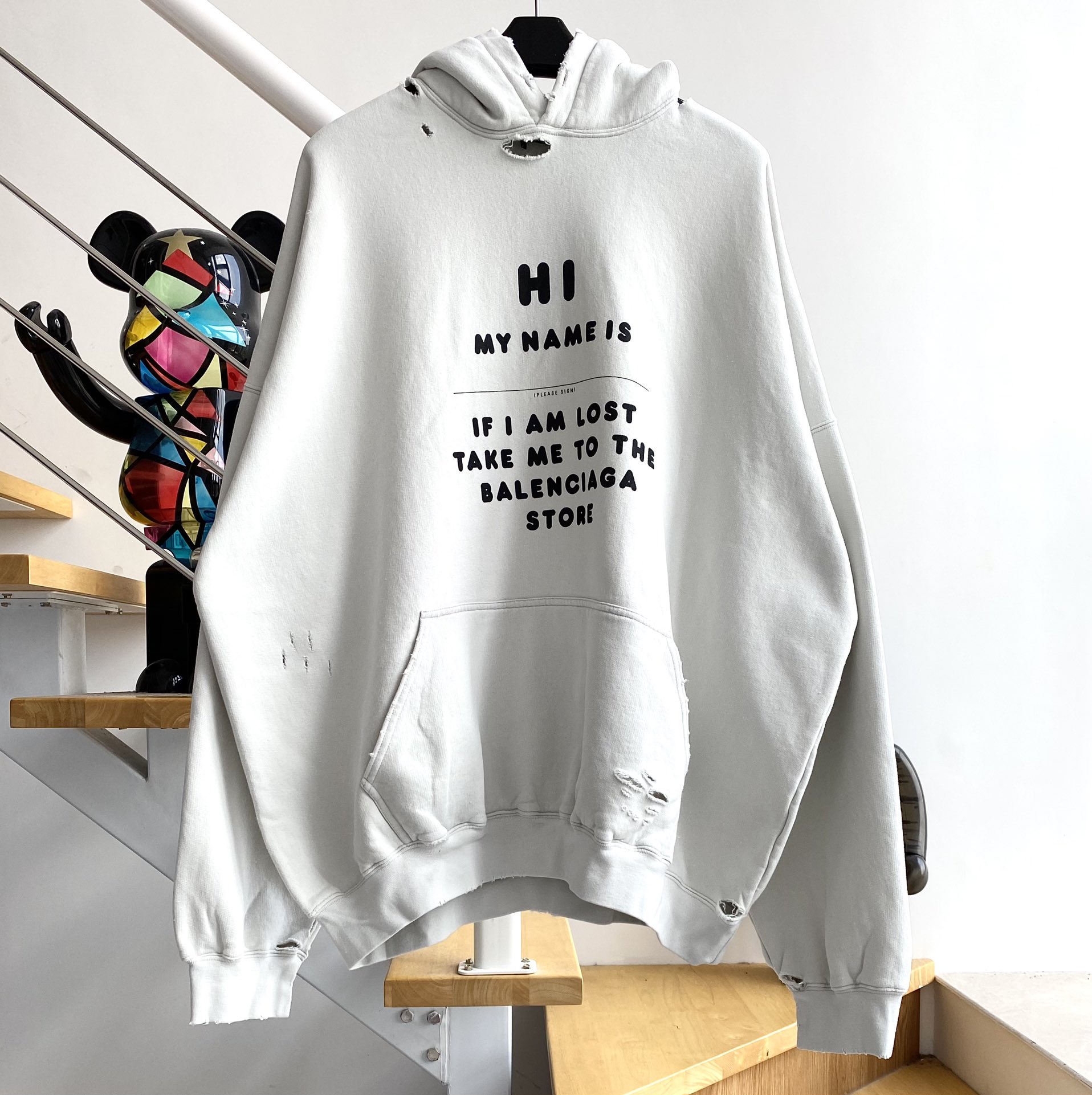 [계단집] 발렌시아가 HI MY NAME IS 대미지 후드티 라이트 그레이 balenciaga