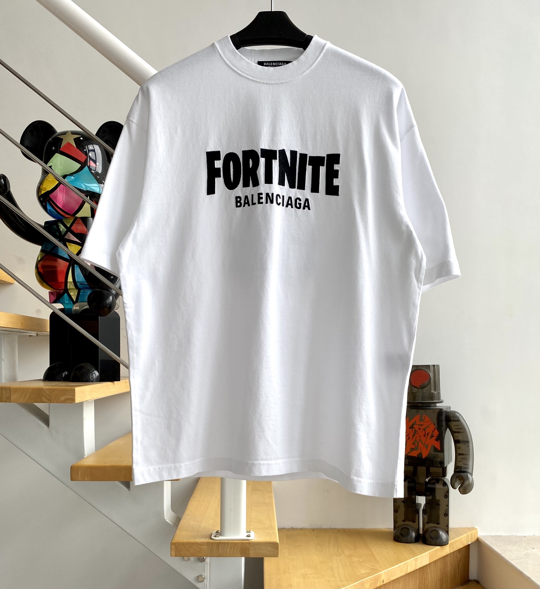 [계단집] 발렌시아가 Fortnite 리테일 로우 반팔티 화이트 balenciaga