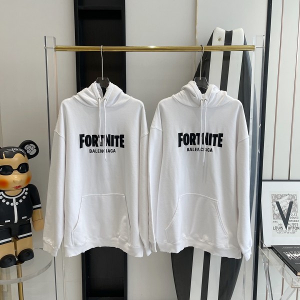 V공장 발렌시아가 Fortnite 리테일 로우 후드디 화이트 balenciaga