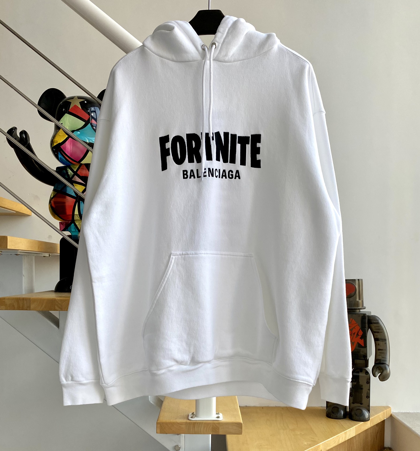 [계단집] 발렌시아가 Fortnite 리테일 로우 후드티 화이트 balenciaga