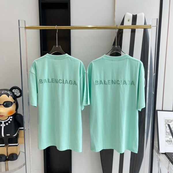 V공장 발렌시아가 민트 모노그램 자수 반팔티 민트 balenciaga