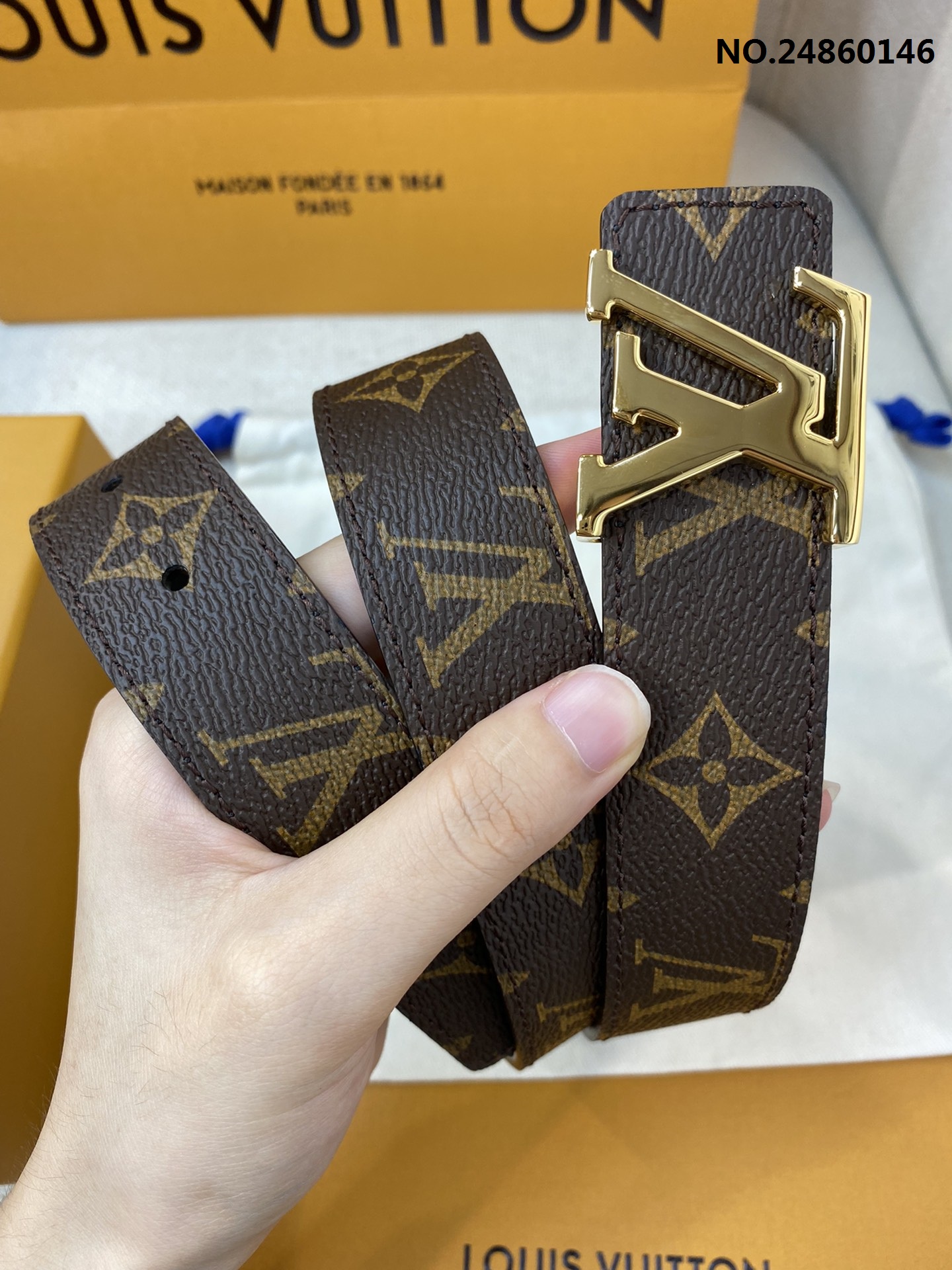 루이비통 여성용 빈티지 벨트 2컬러 LOUIS VUITTON