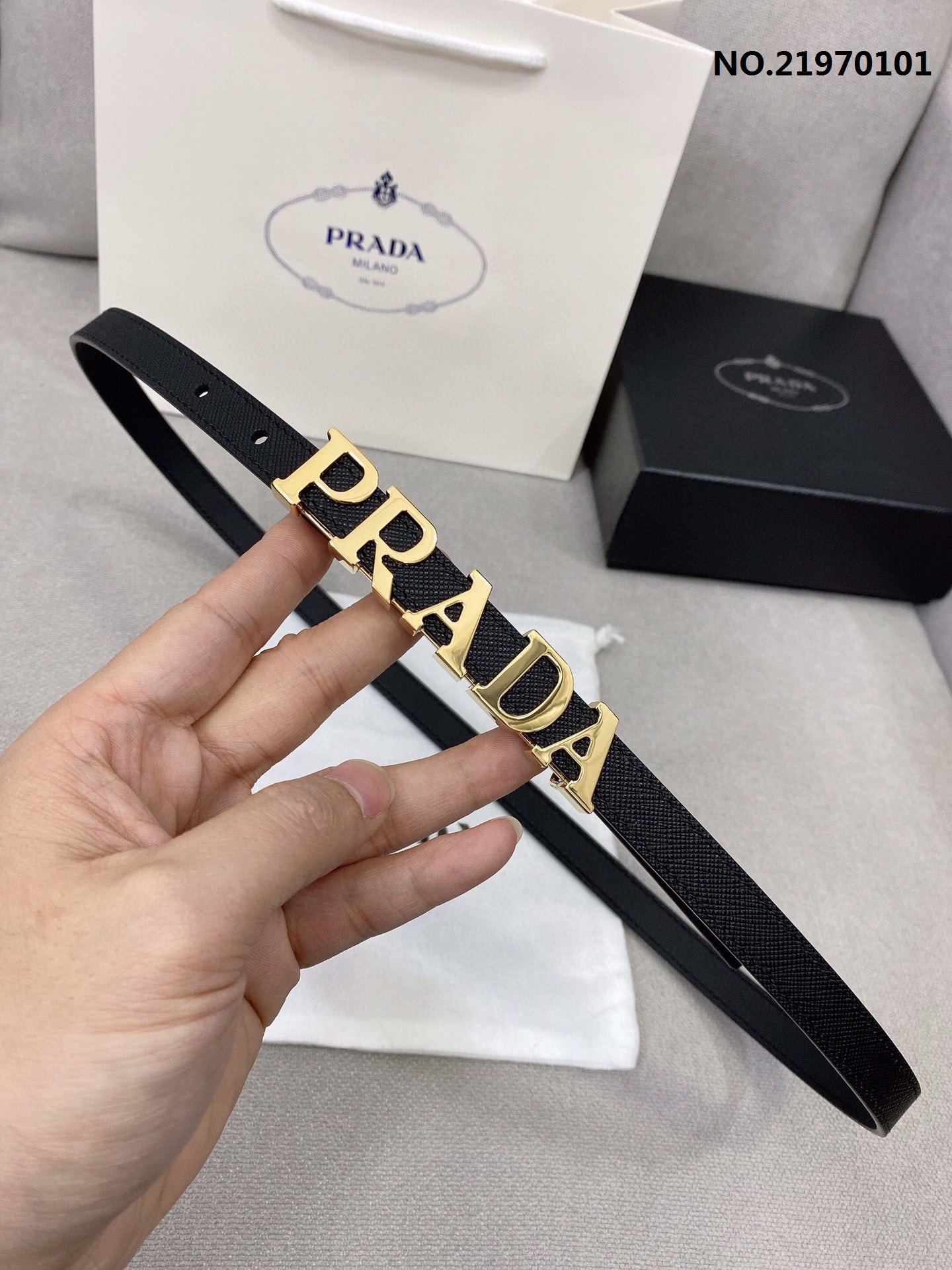 프라다 캐쥬얼 모노그램 벨트 2컬러 Prada