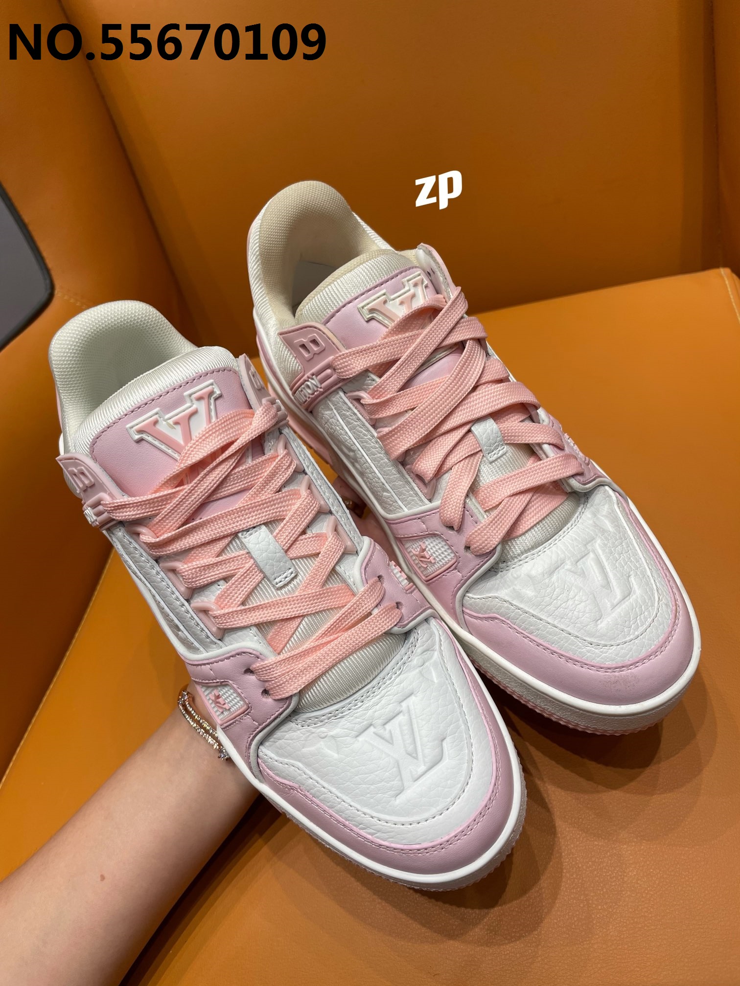 [A1] 루이비통 커플 LV 트레이너 스니커즈 핑크 4cm LOUIS VUITTON