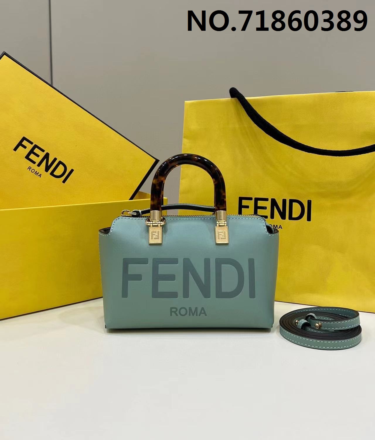 니콜팩토리 펜디 숄더백 8570A 17*8*12cm 3종 Fendi