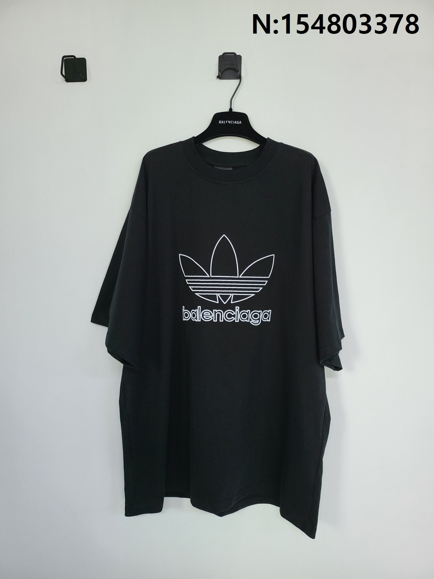 GTR공장 발렌시아가 아디다스 23SS 로고 자수 반팔티 블랙 balenciaga adidas