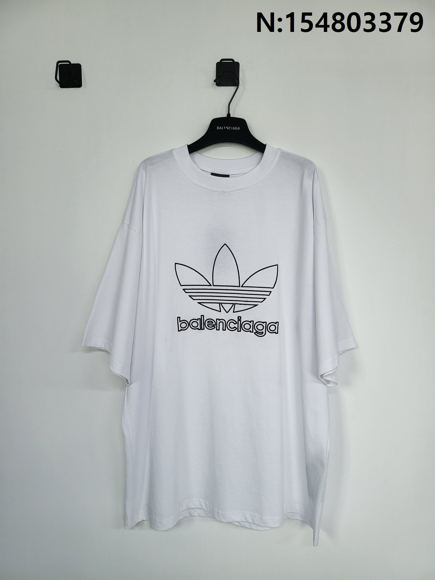 GTR공장 발렌시아가 아디다스 23SS 로고 자수 반팔티 화이트 balenciaga adidas