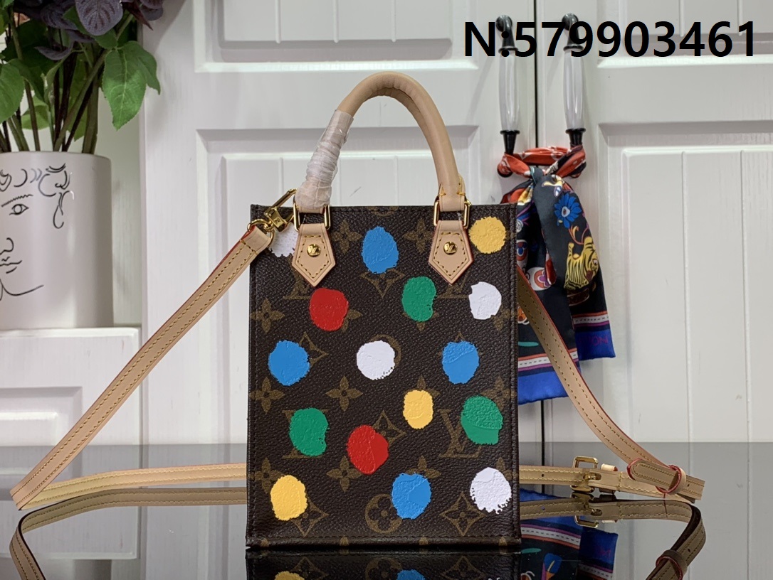 [88factory] 루이비통 YK 쁘띠뜨 삭 플라 M81867 14*17*5cm LOUIS VUITTON