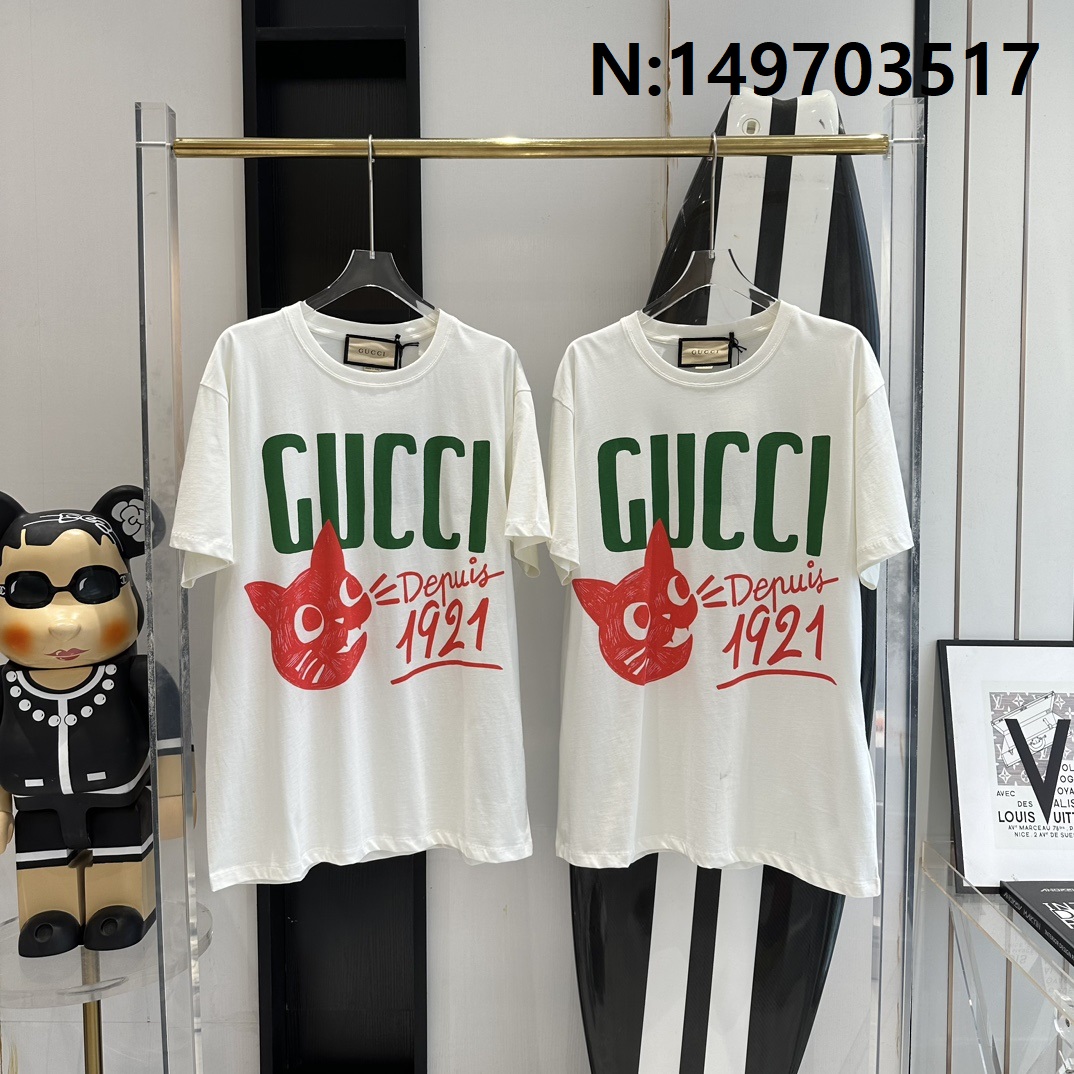 V공장 구찌 23SS 그린 모노그램 1921 고양이 반팔티 Gucci