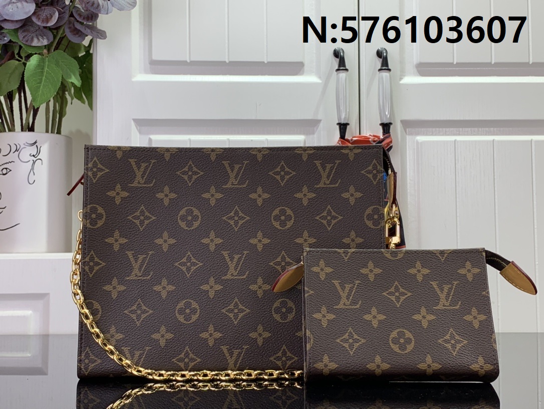 [88factory] 루이비통 토일레트리 파우치 온 체인 27*21*3cm M81412 LOUIS VUITTON