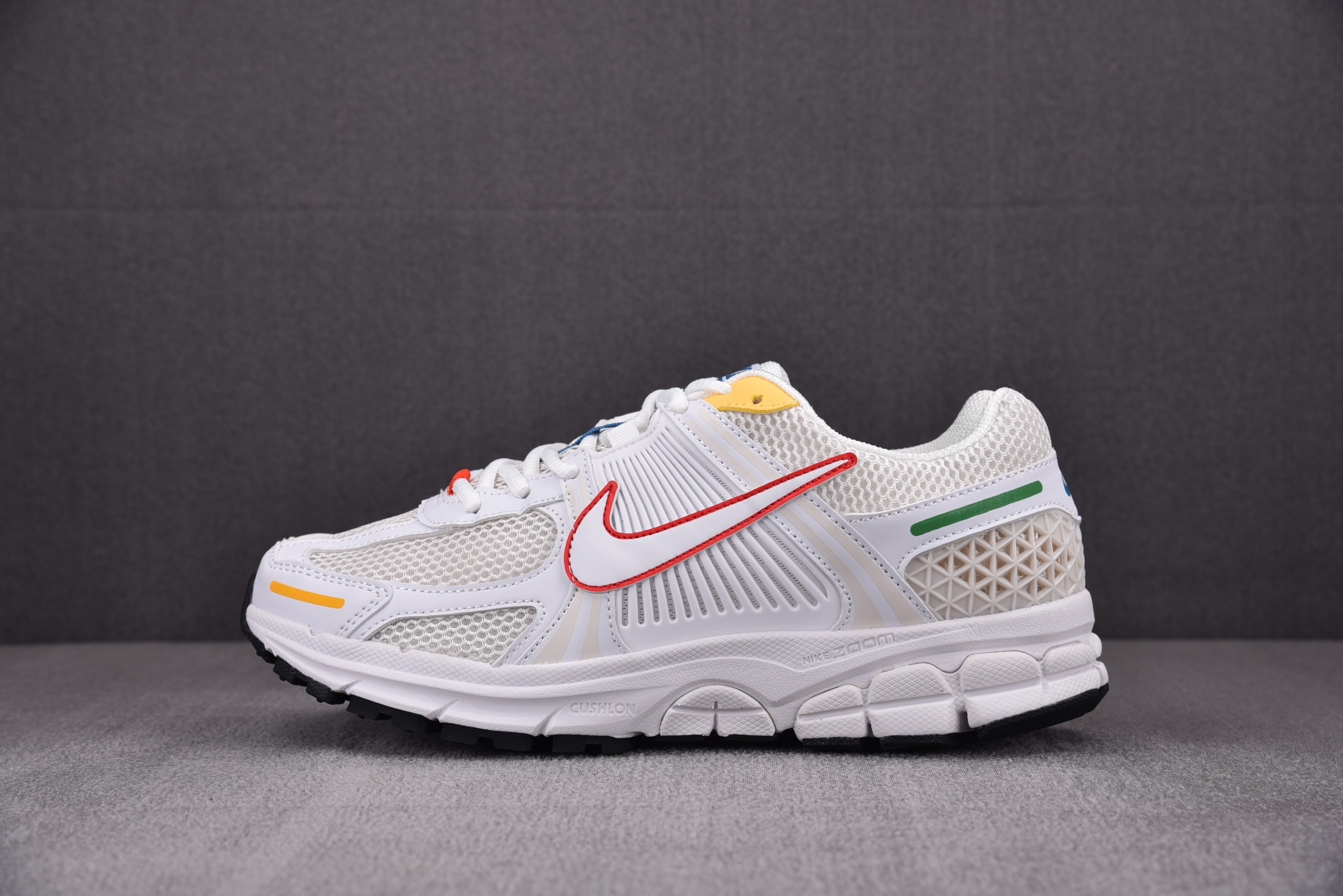 나이키 줌 보메로5 NK Air Zoom Vomero 5 멀티 nike