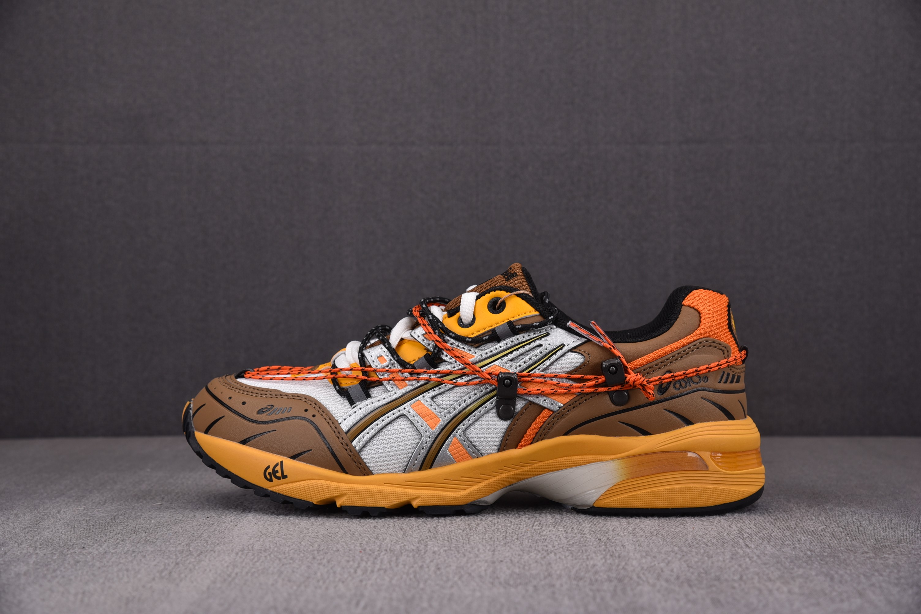 [순원] 앤더슨벨x아식스 젤 1090 오렌지 Andersson Bell x Asics Gel-1090 orange Asics