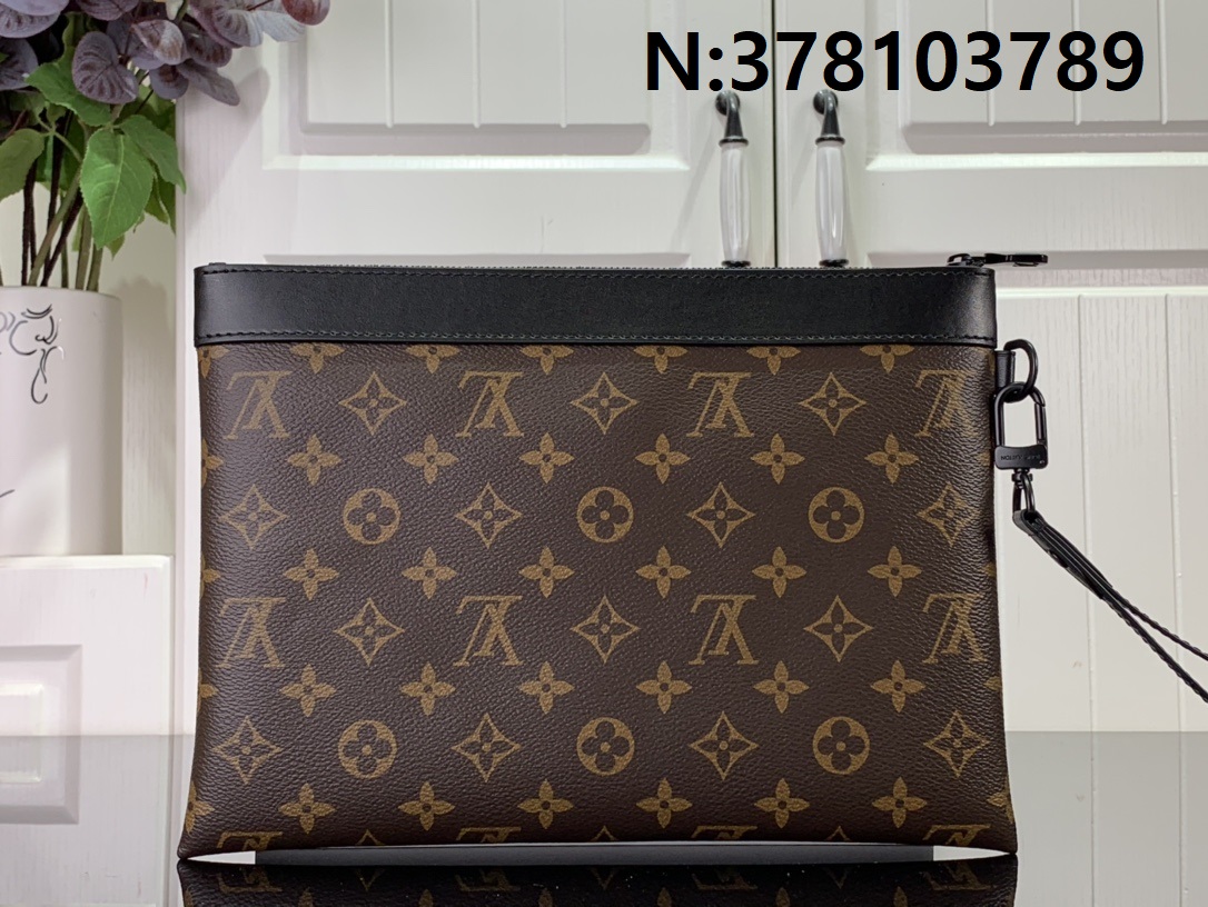 [88factory] 루이비통 포쉐트 투고 클러치 M82079 30*21.5*1cm LOUIS VUITTON