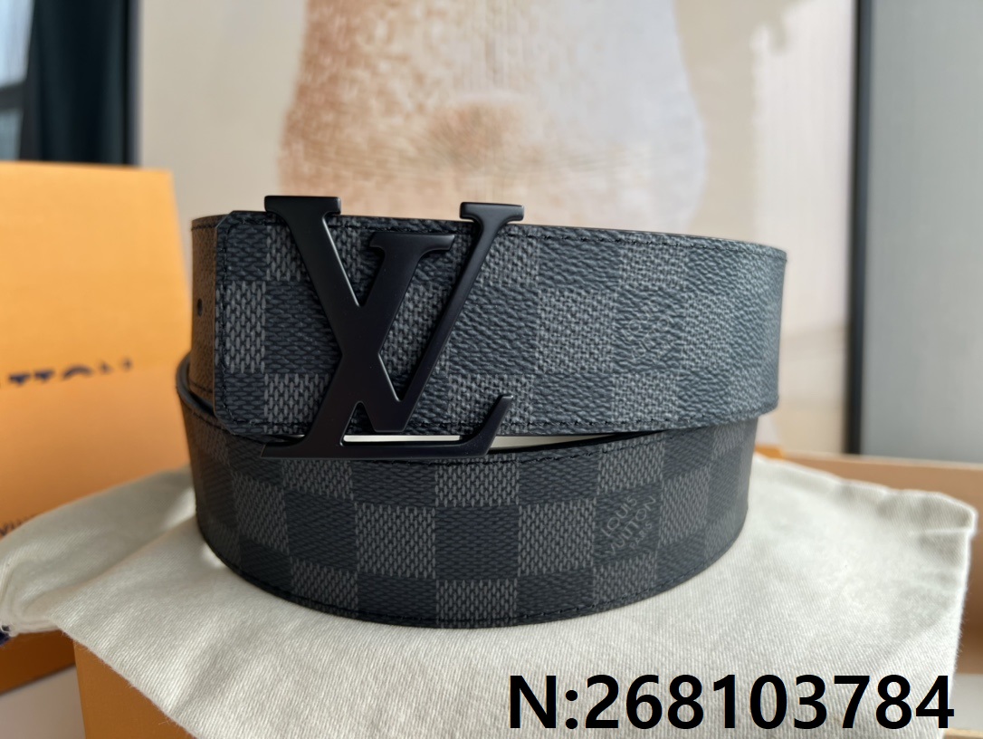 루이비통 LV 이니셜 다미에 클램프 벨트 40mm 2컬러 블랙 LOUIS VUITTON