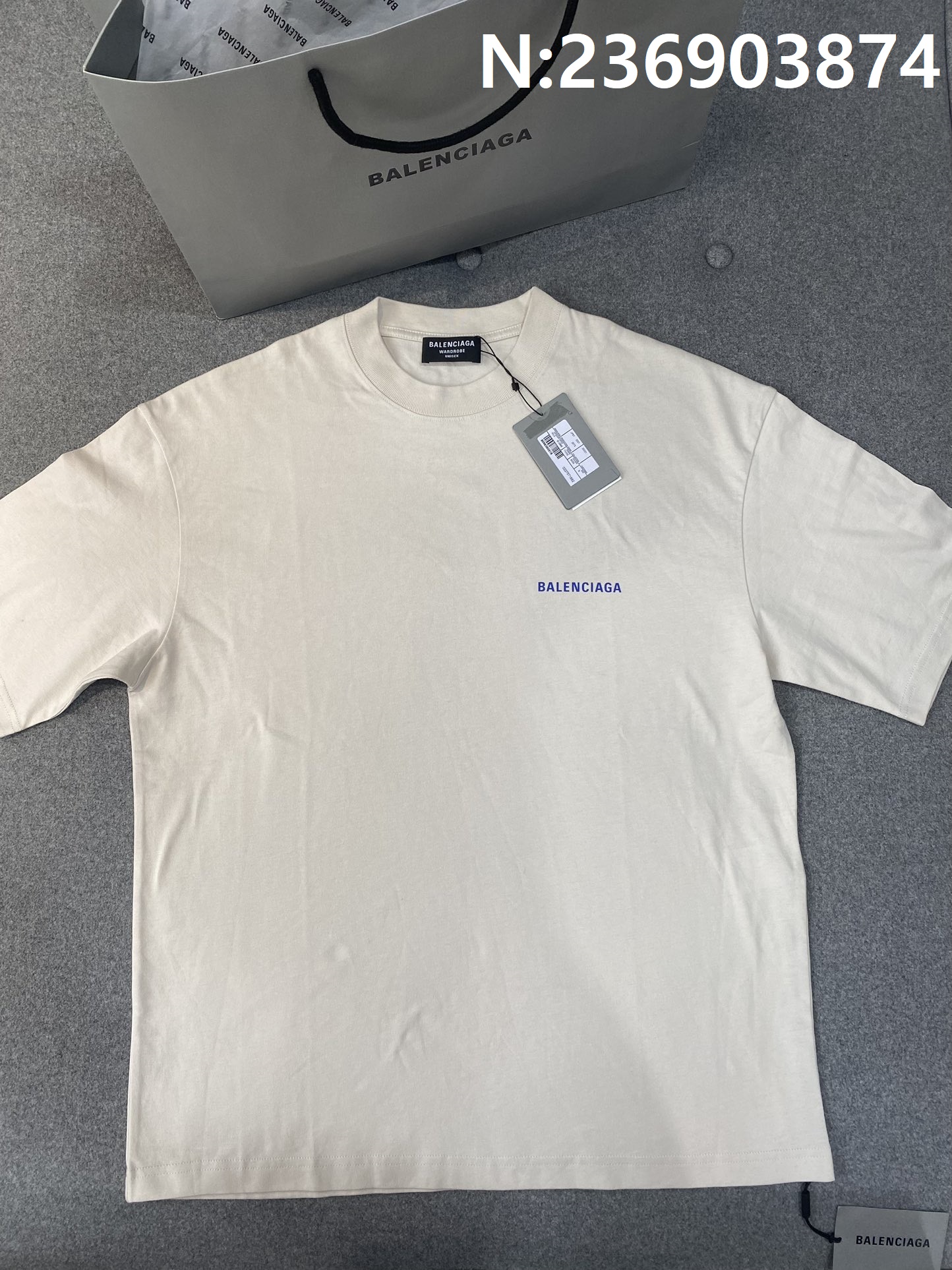 TJ공장 발렌시아가 블루 모노그램 반팔티 라이트 베이지 balenciaga
