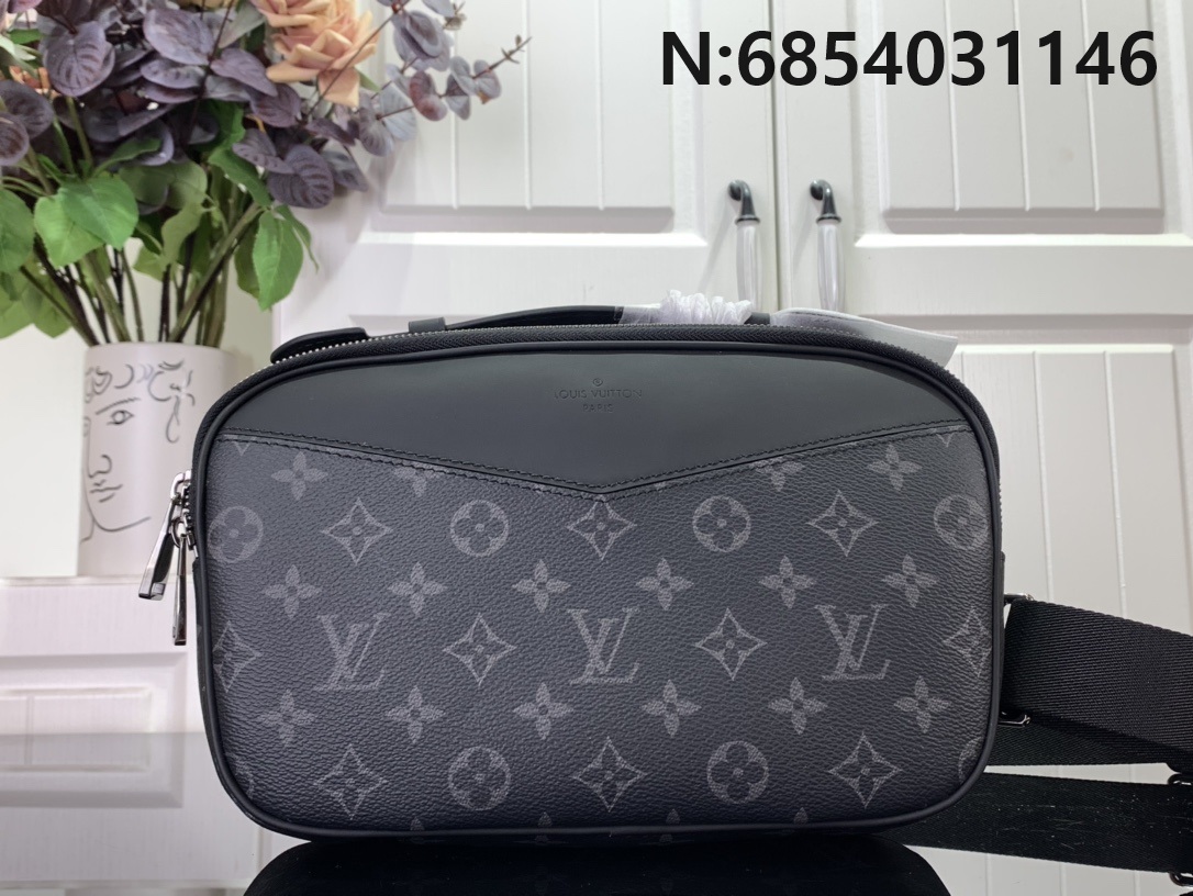 [88factory] 루이비통 모노그램 이클립스 범백 M42906 28*18*5cm LOUIS VUITTON