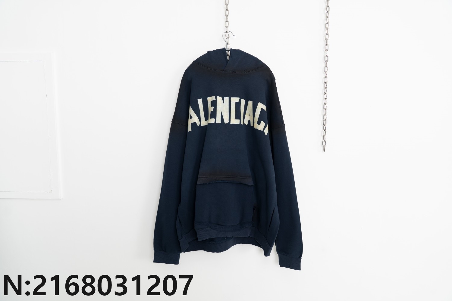 [사슬공장] 발렌시아가 양색 테이프 모노그램 대미지 후드티 balenciaga