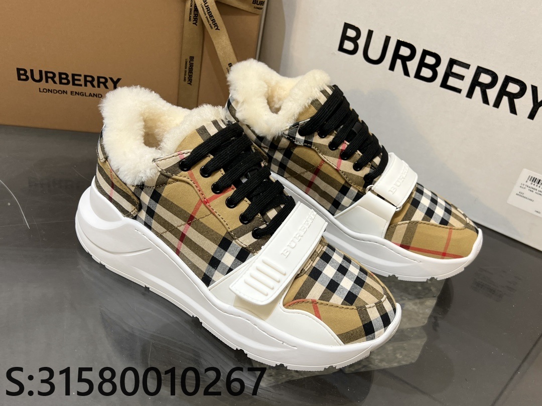 [152] 버버리 빈티지 체크 양털 스니커즈 5cm burberry