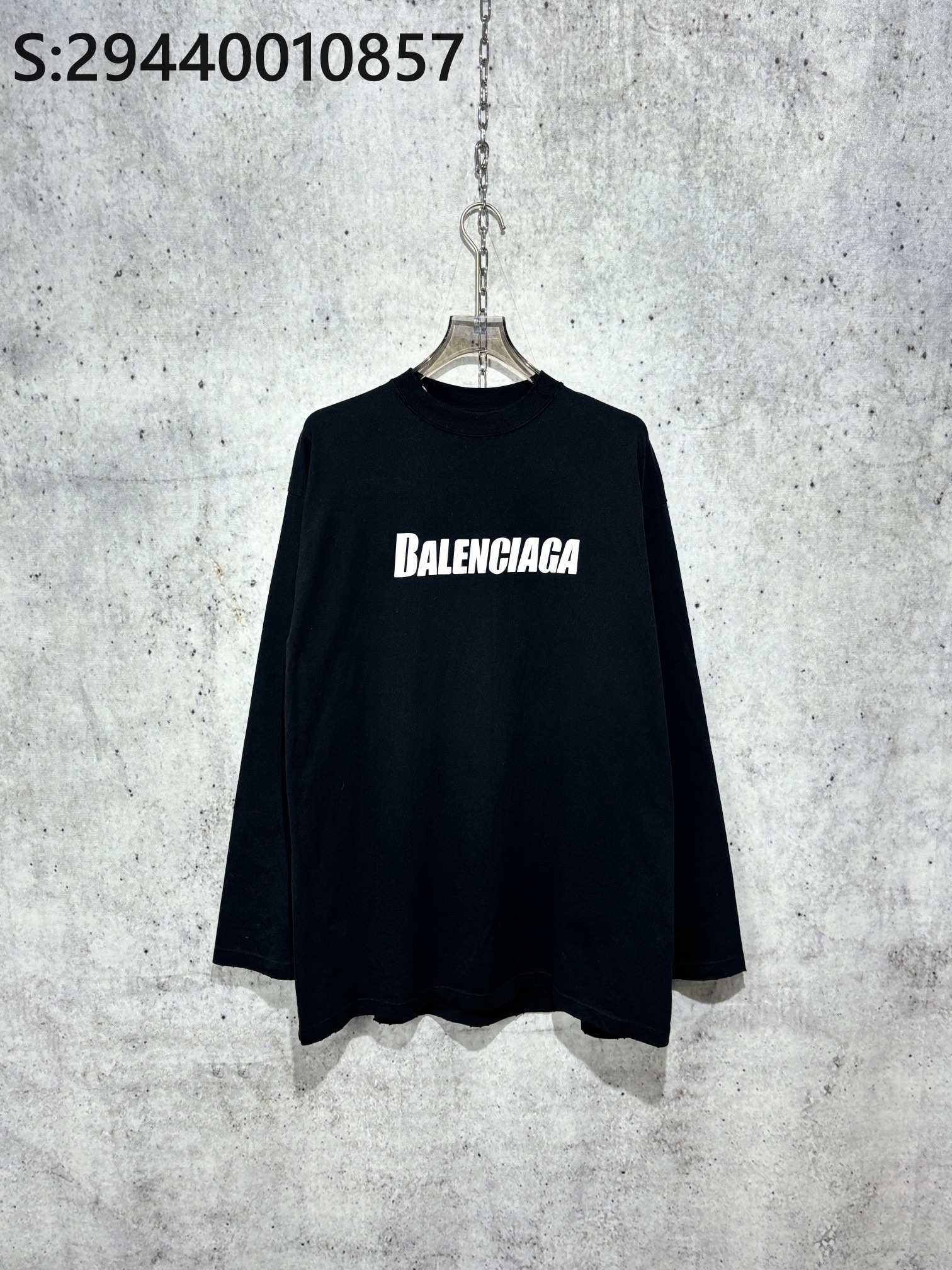 [잔디집2] 발렌시아가 23SS 흰색 모노그램 긴팔티 블랙 balenciaga