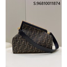 [니콜] 펜디 FF 로고 백  32.5*15*23.5cm 8BP127 Fendi