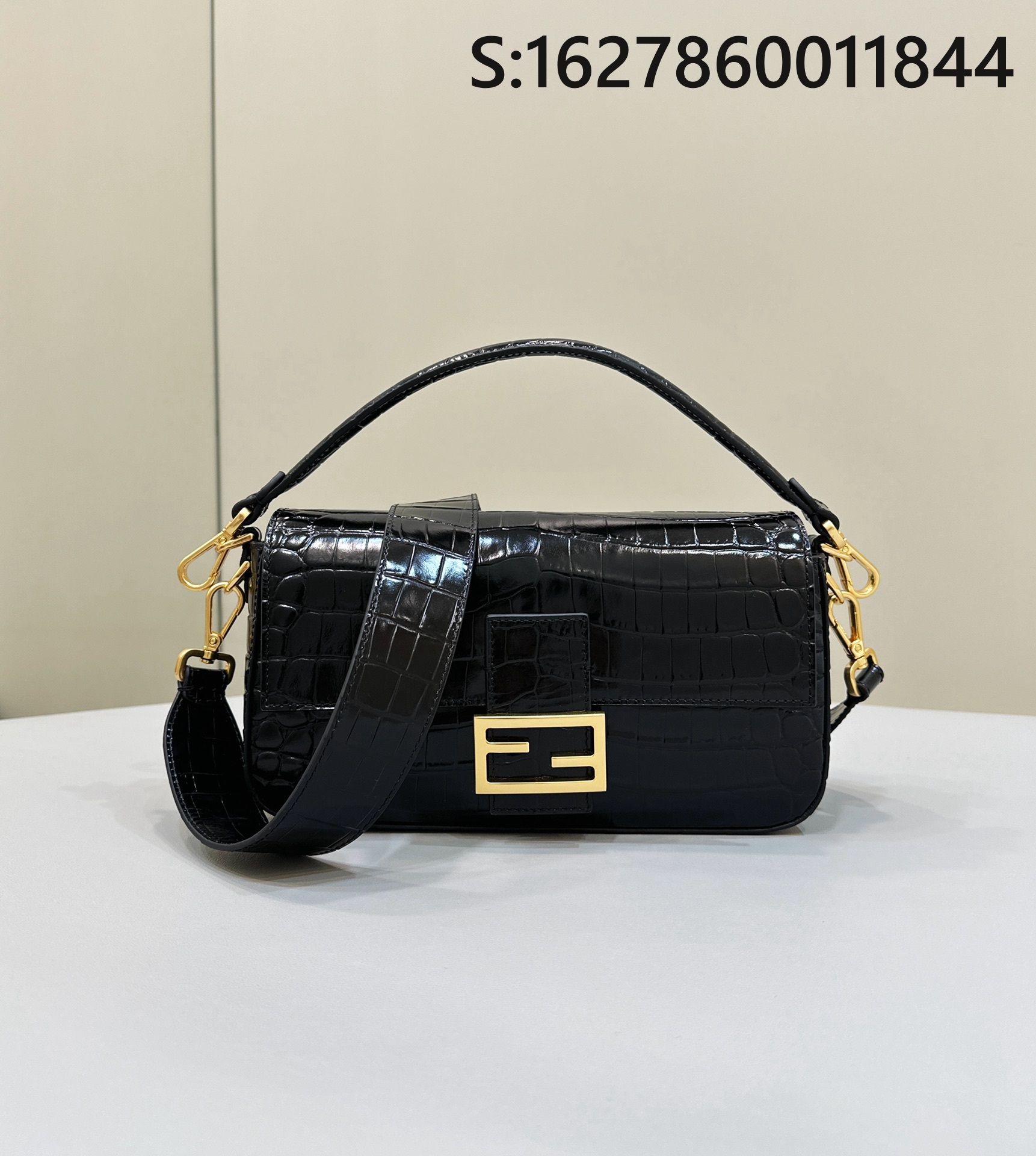 [니콜] 펜디 바게트 숄더백 핸드백 27*6*16cm 2컬러 8BR600 Fendi