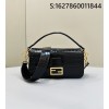 [니콜] 펜디 바게트 숄더백 핸드백 27*6*16cm 2컬러 8BR600 Fendi