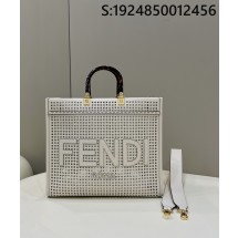 [니콜] 펜디 선샤인 미디엄 누공 쇼퍼백 37*13.5*32cm 8BH372 Fendi