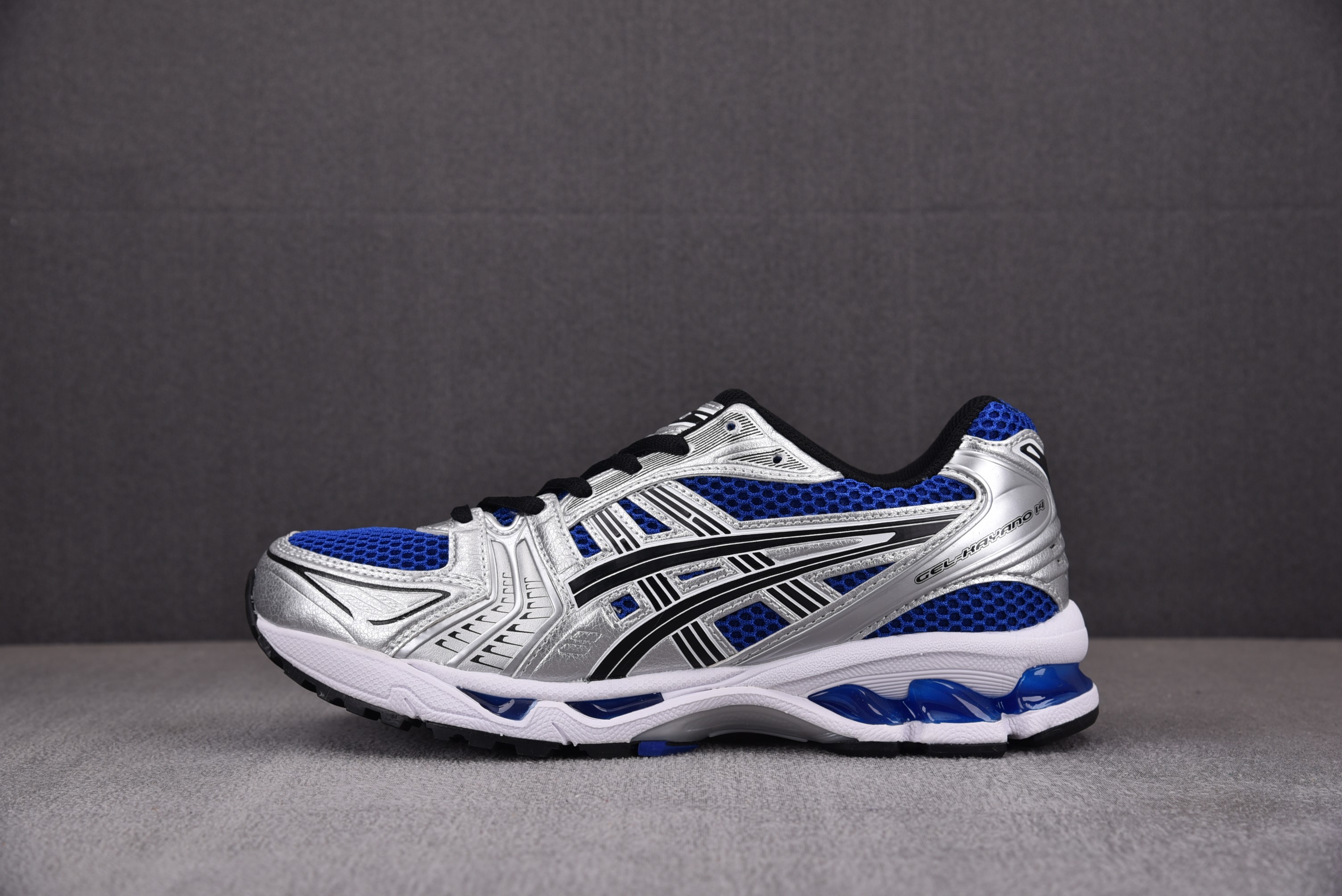 아식스 젤 카야 Asics Gel-Kayano 14 실버 블루 1201A019-401 