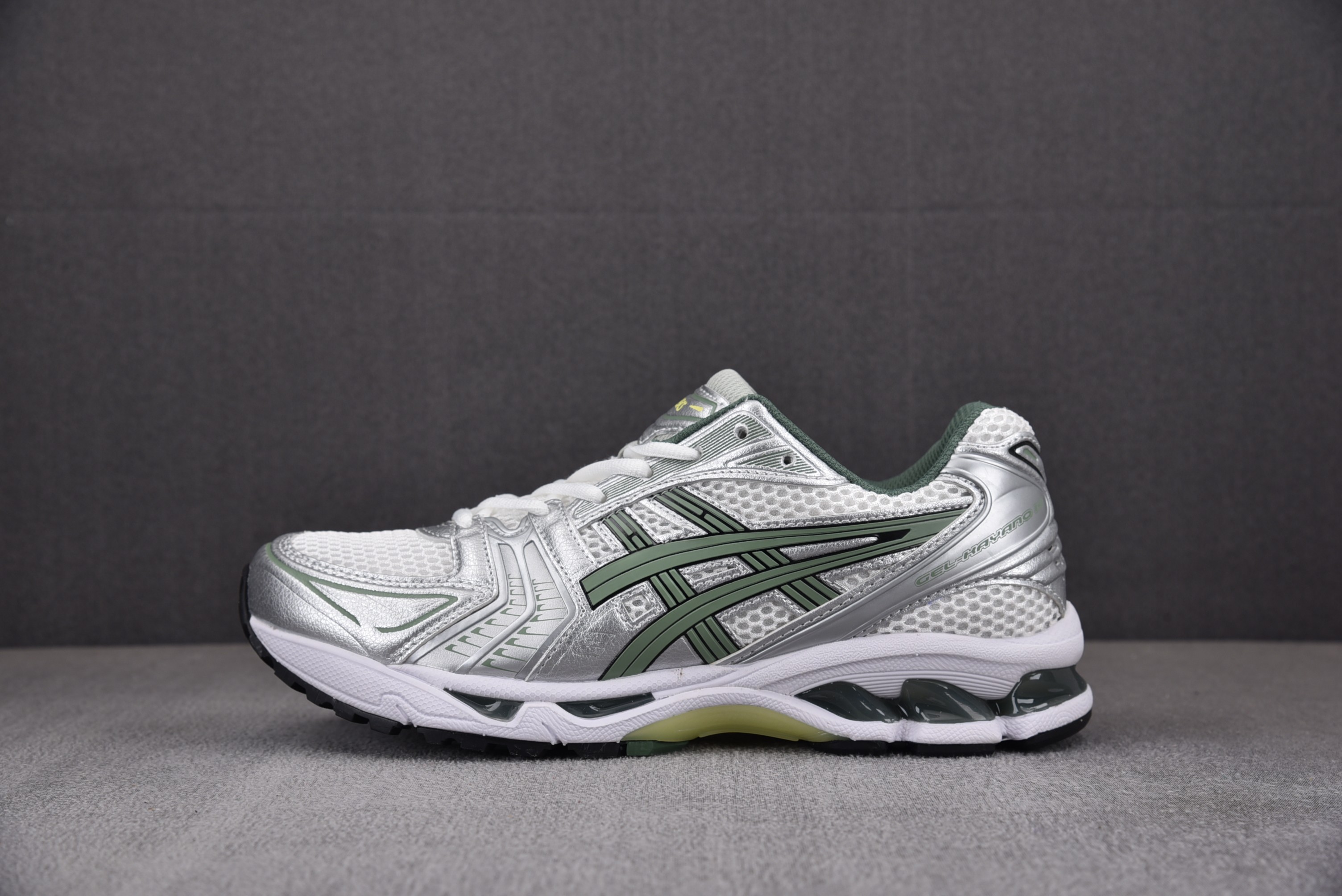 아식스 젤 카야 Asics Gel-Kayano 14 실버 그린 1201A019-107 