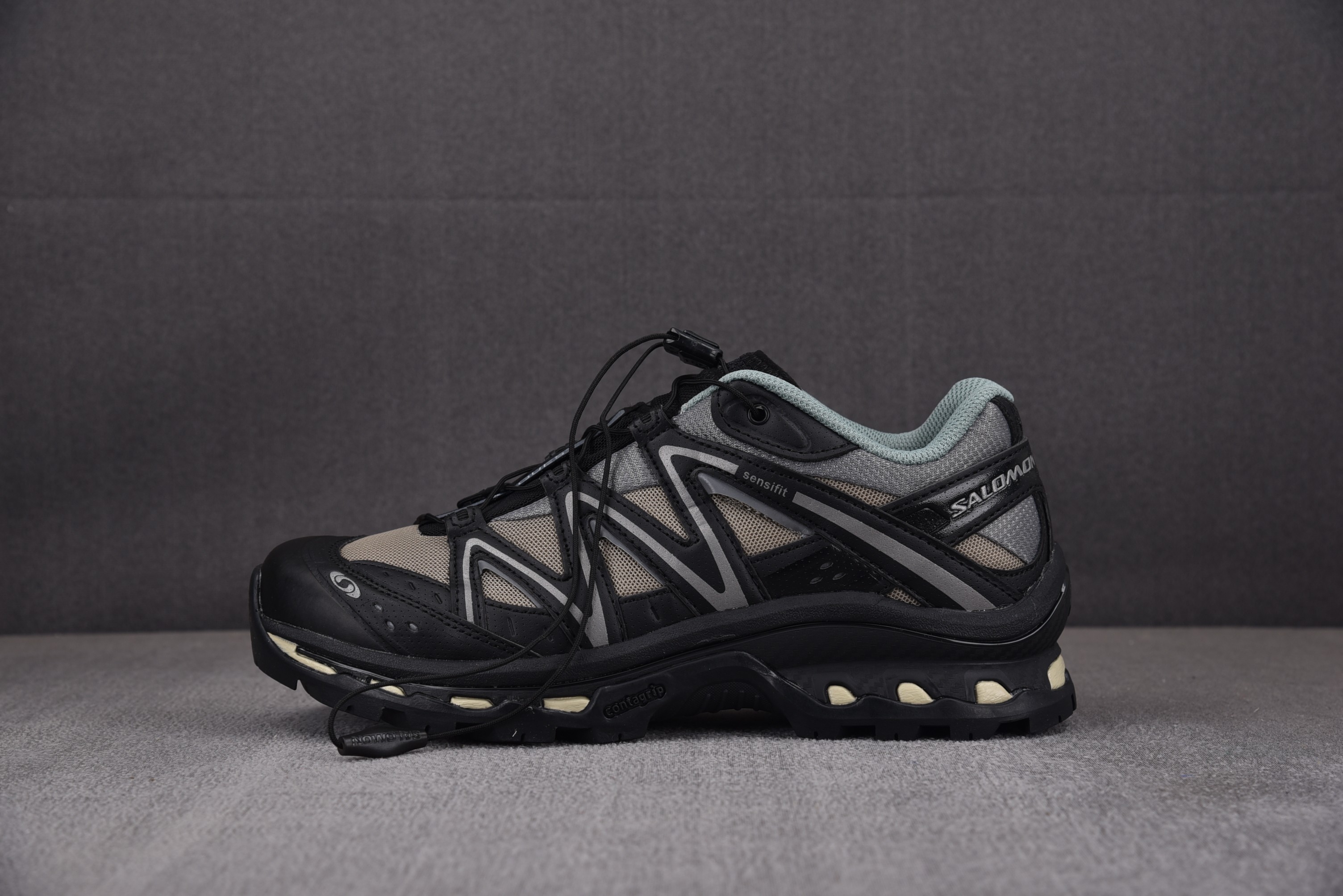 SALOMON XT-Quest 黑色 471645 살로몬