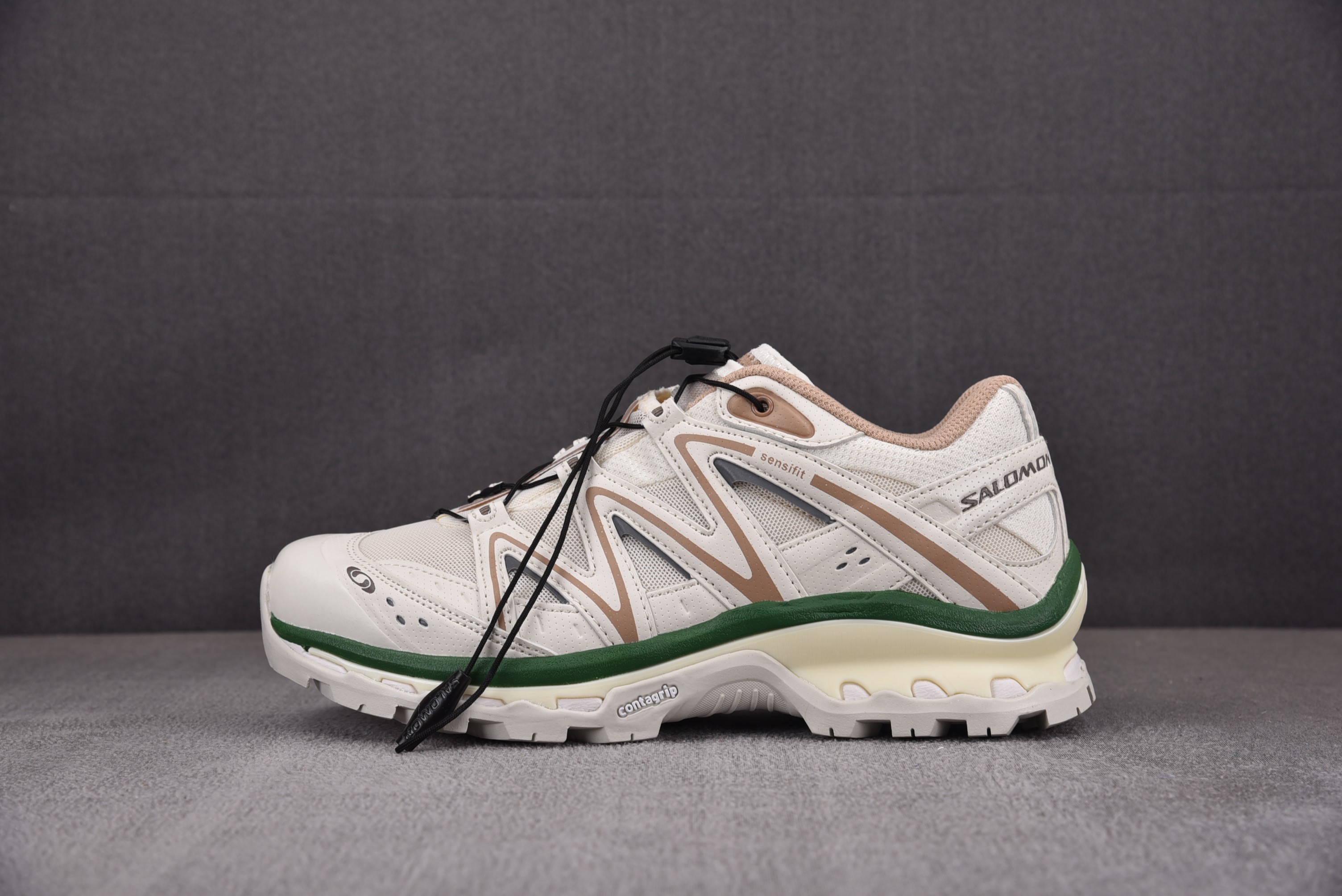 SALOMON XT-Quest 香草色 474789 살로몬