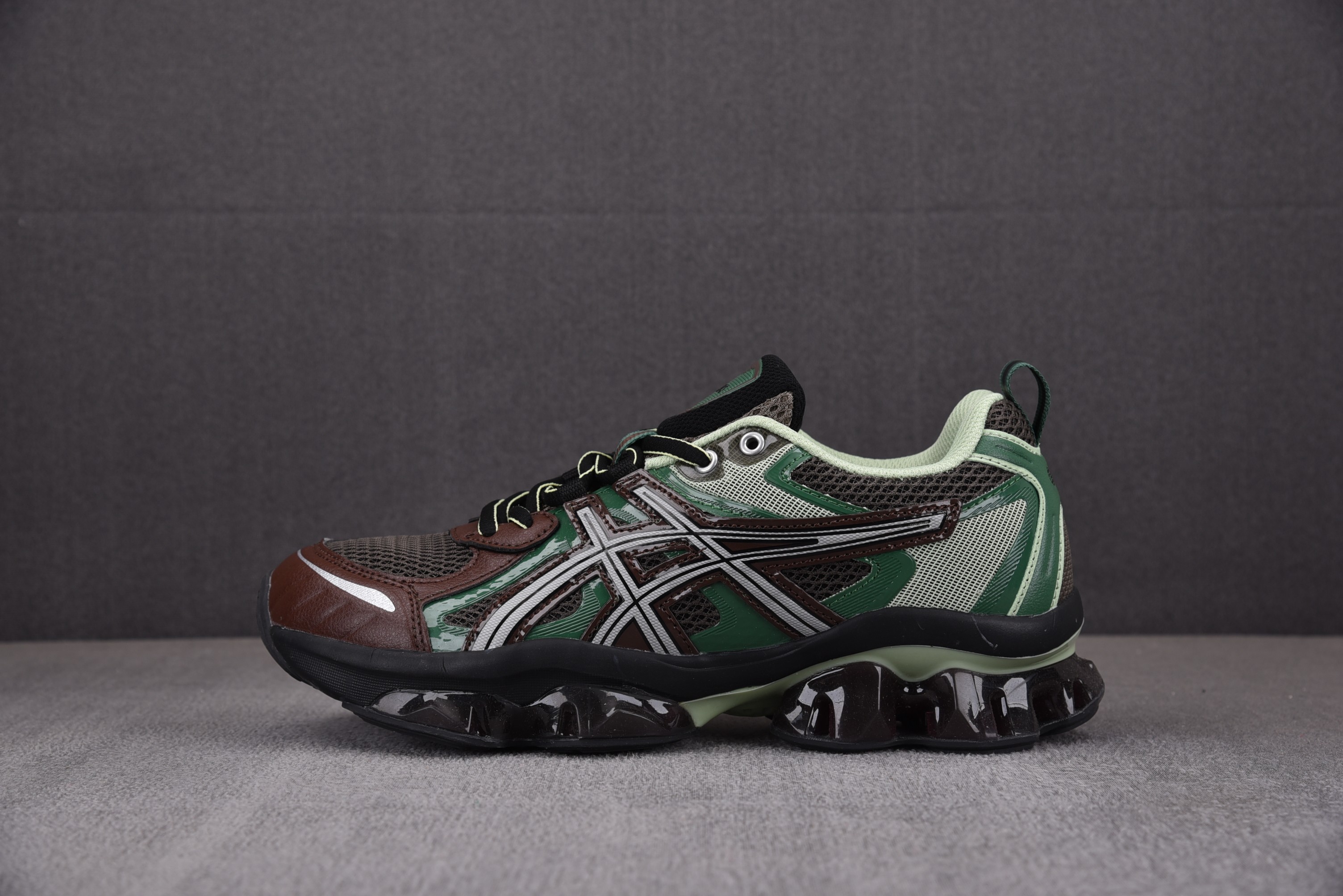 Asics GEL-Quantum Kinetic 三叶草绿 1203A270-251 아식스