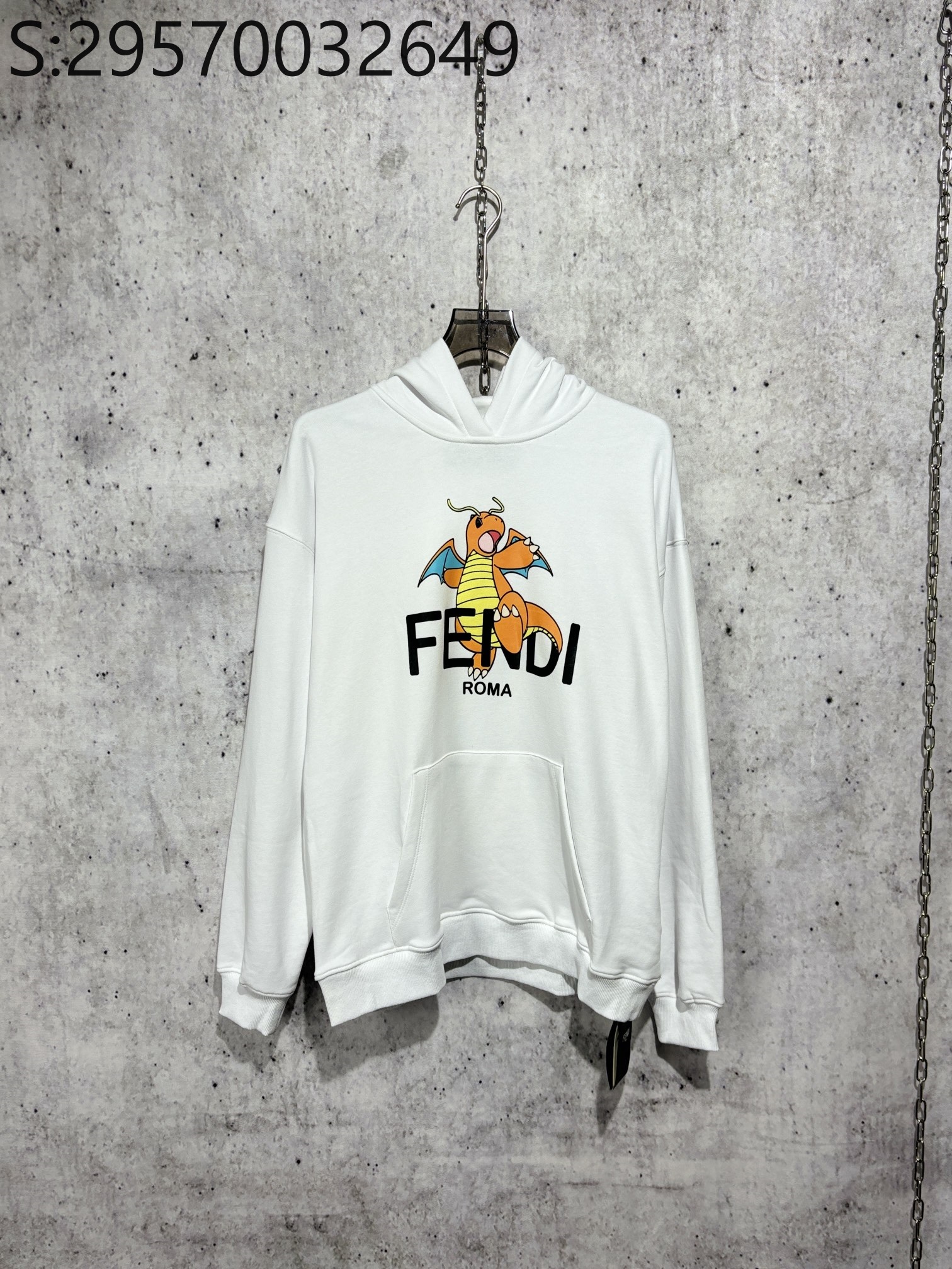 [사슬공장] 펜디 24SS 포켓몬 패턴 후드티 화이트 Fendi