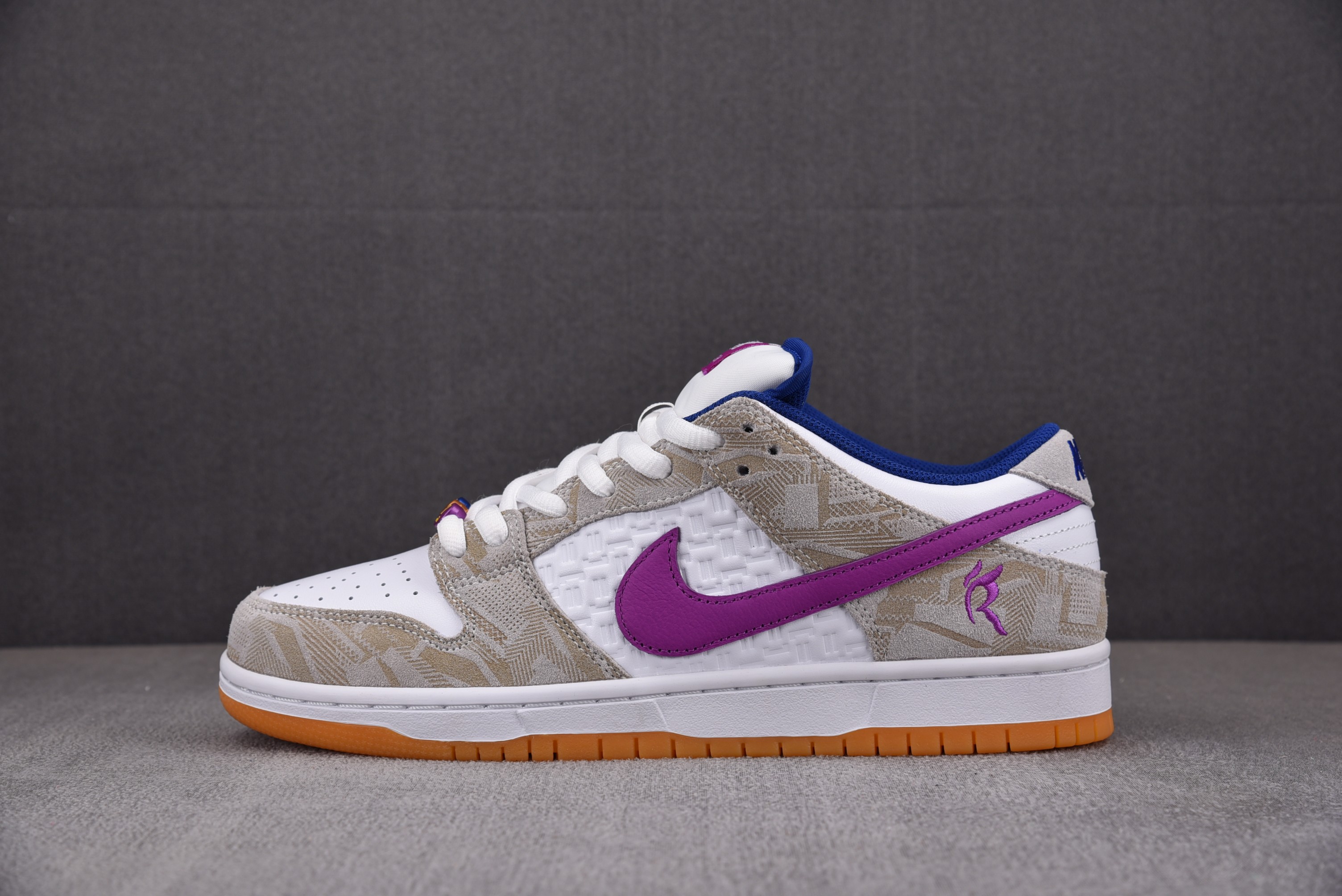 【M】Ray Leal x NK Dunk SB Low“Pure Platinum and Vivid Purple ”白紫 FZ5251-001