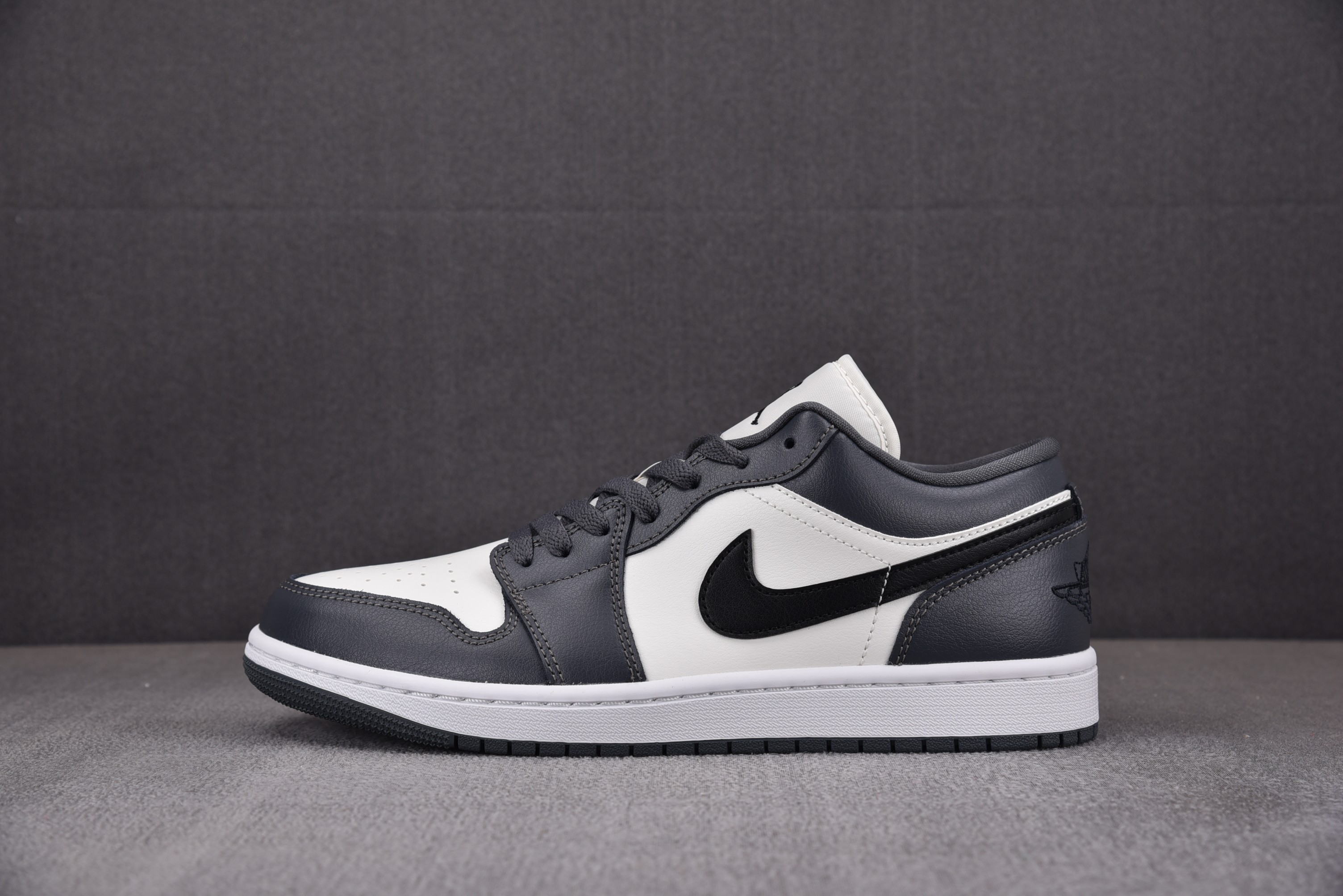 【CJ】WMNS Air Jordan 1 Low 深灰色 DC0774-102