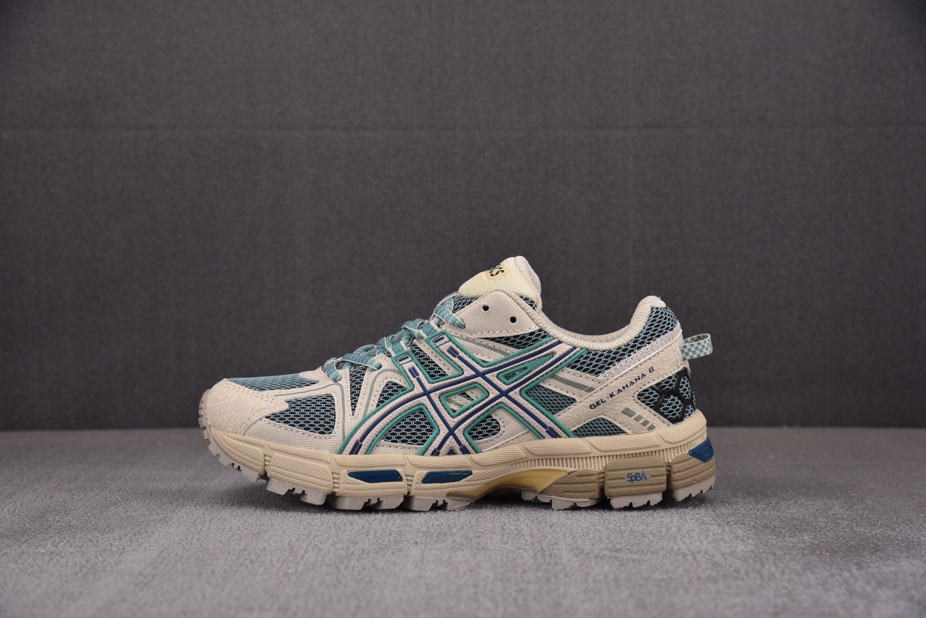 Asics Gel-Kahana 8 绿灰 1012A978-302 아식스