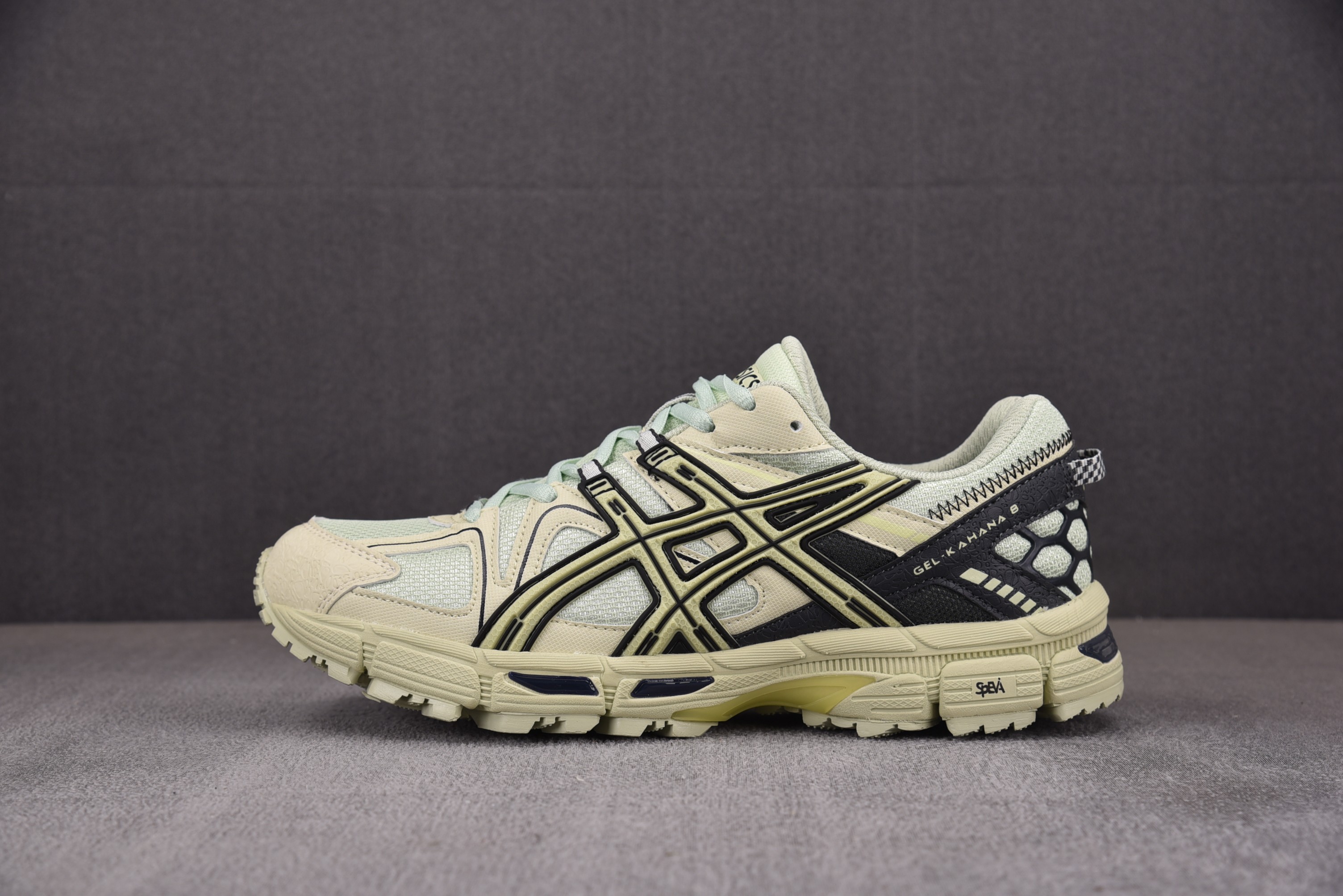 Asics Gel-Kahana 8 绿黑灰 1011B109-301 아식스