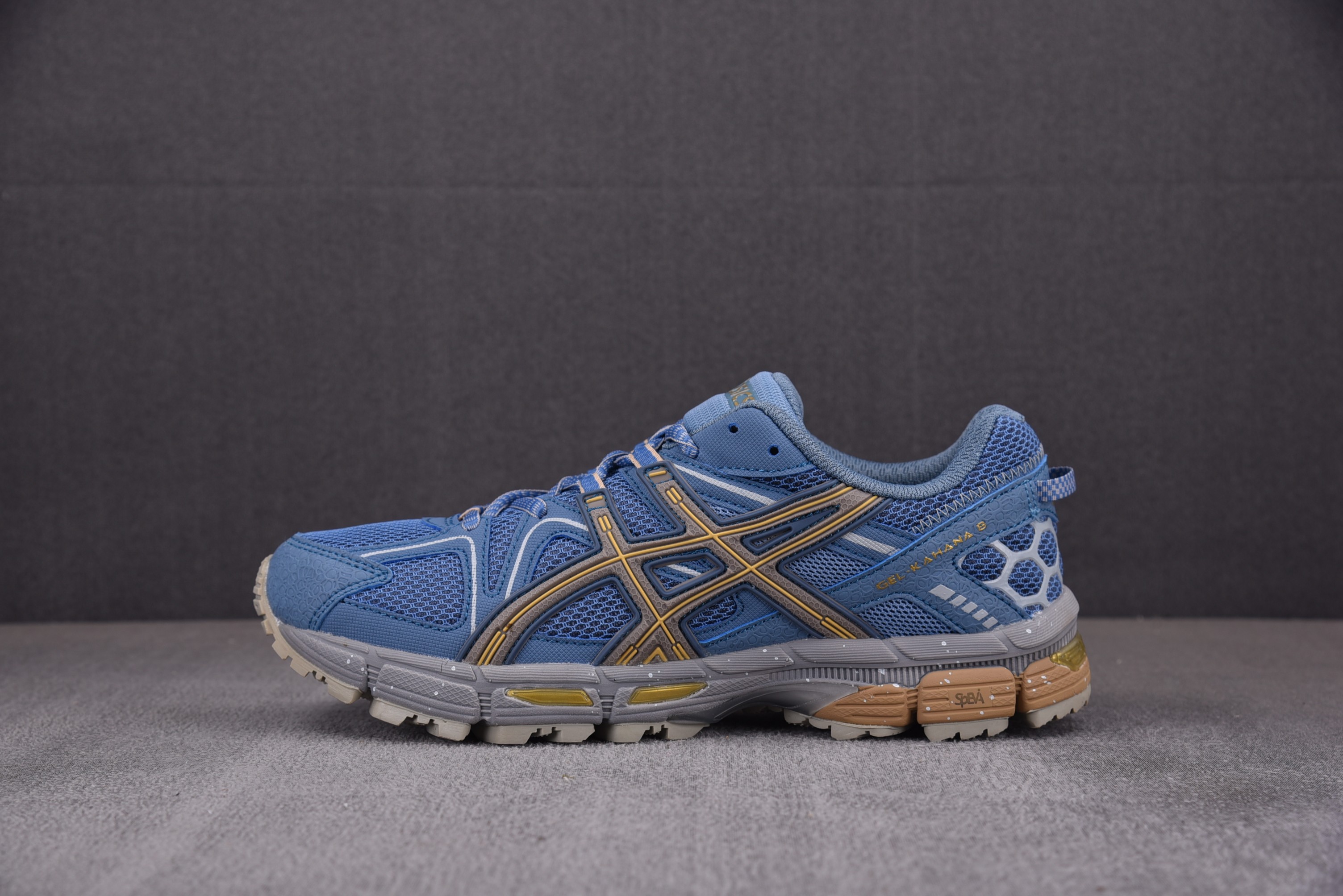 Asics Gel-Kahana 8 卡其蓝棕 1011B109-400 아식스