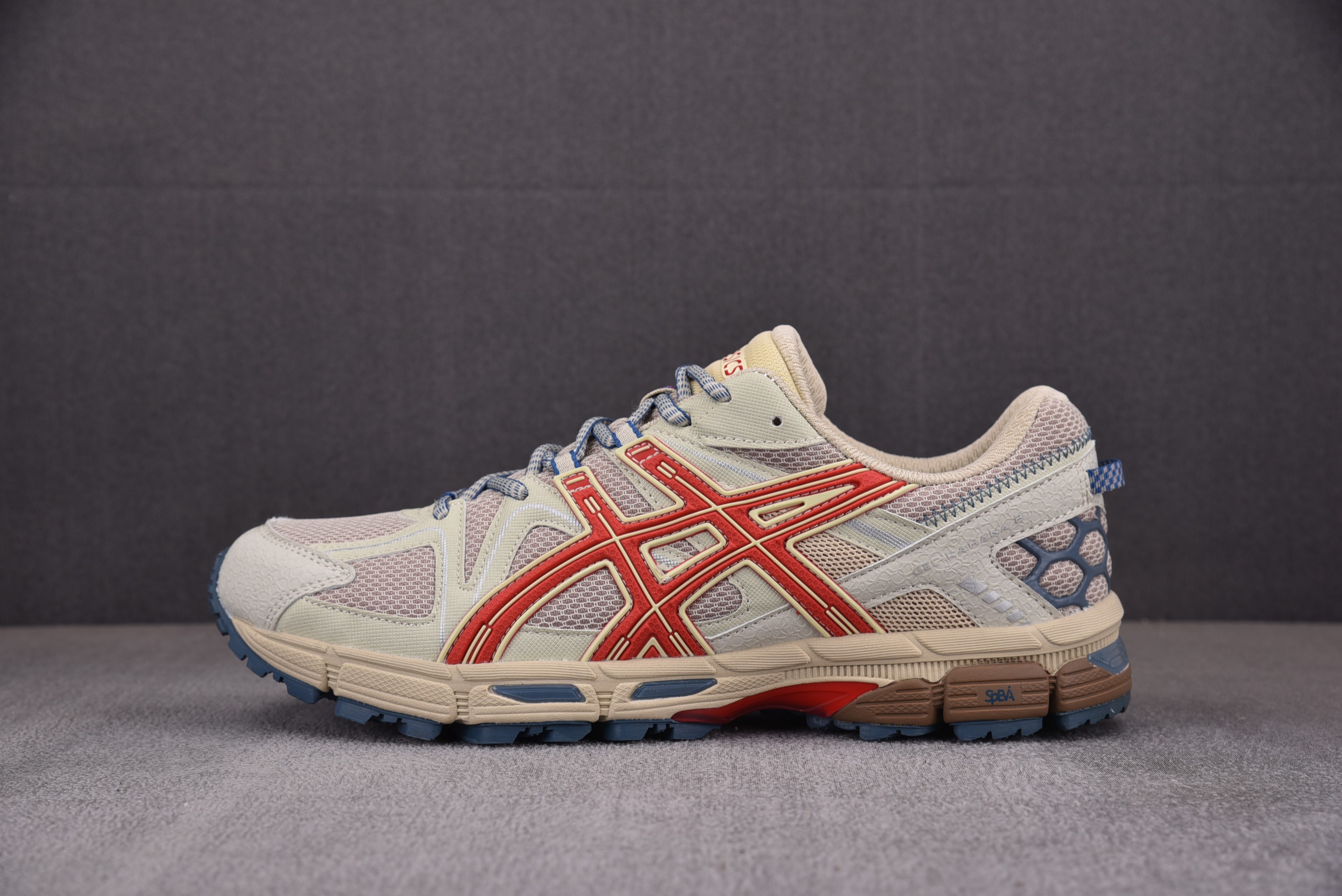 Asics Gel-Kahana 8 浅褐色 1011B109-200 아식스