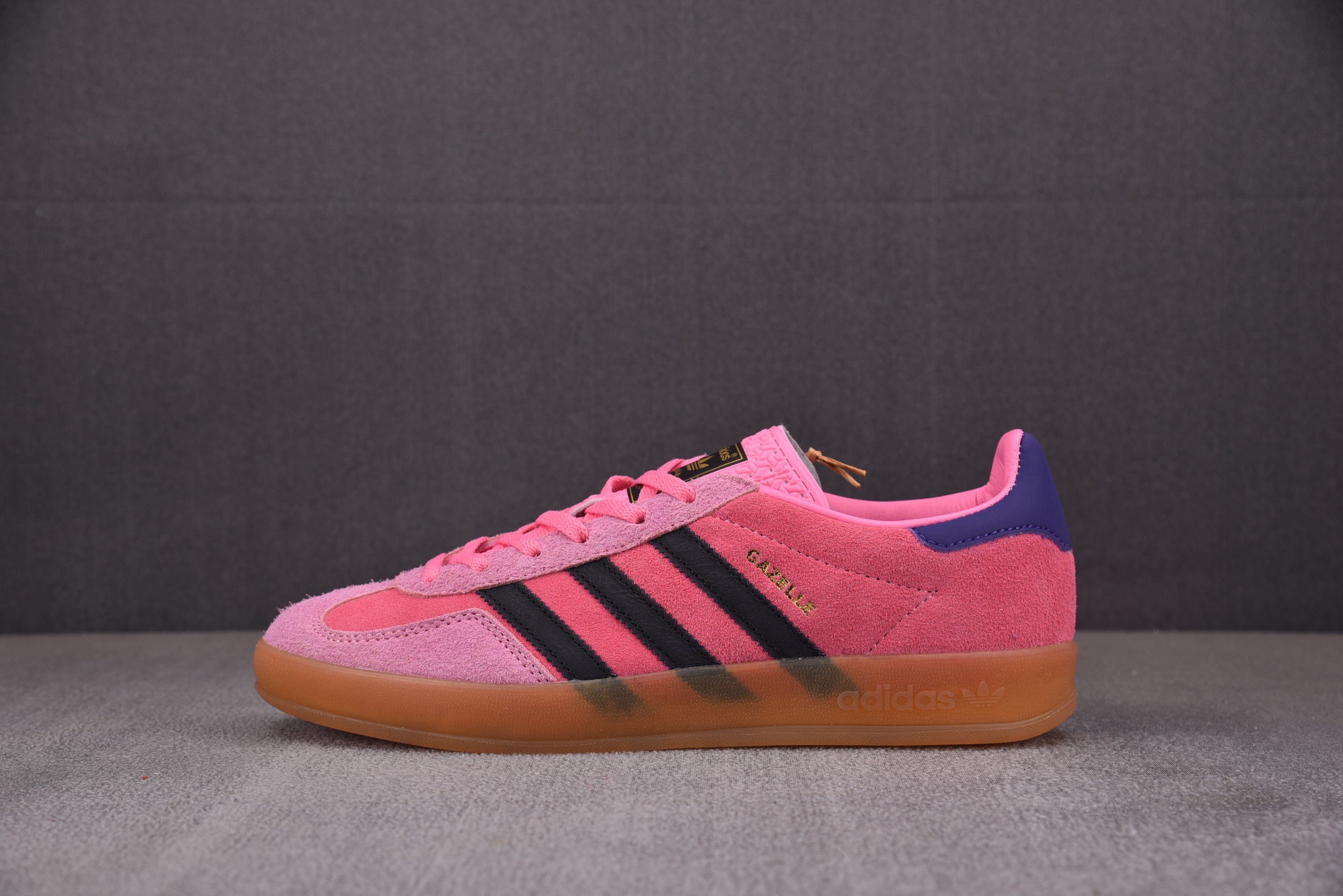 【TOP】AD Originals Gazelle Indoor 粉黑 IE7002