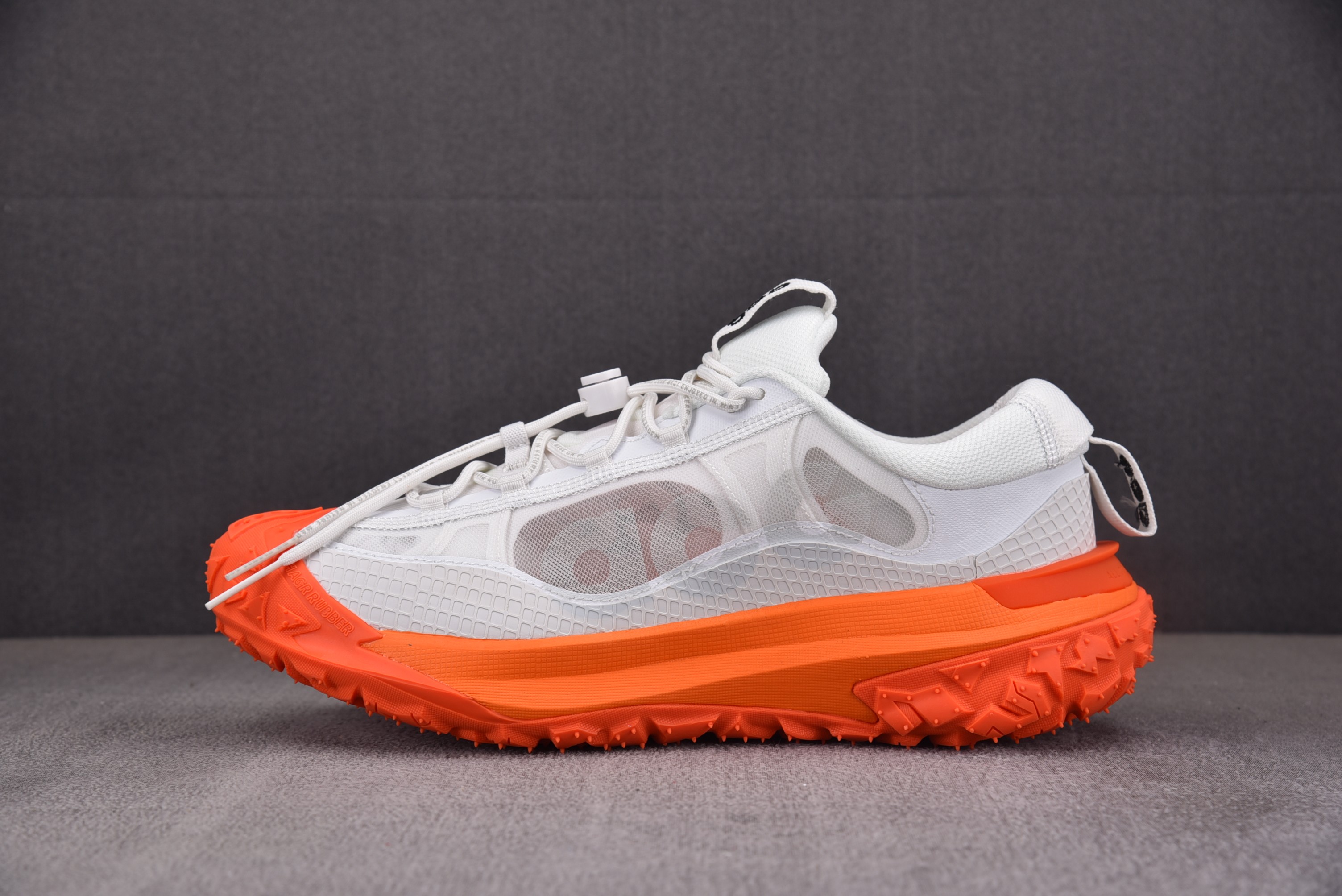 NK ACG Mountain Fly 2 Low 橙白 DV7903-100