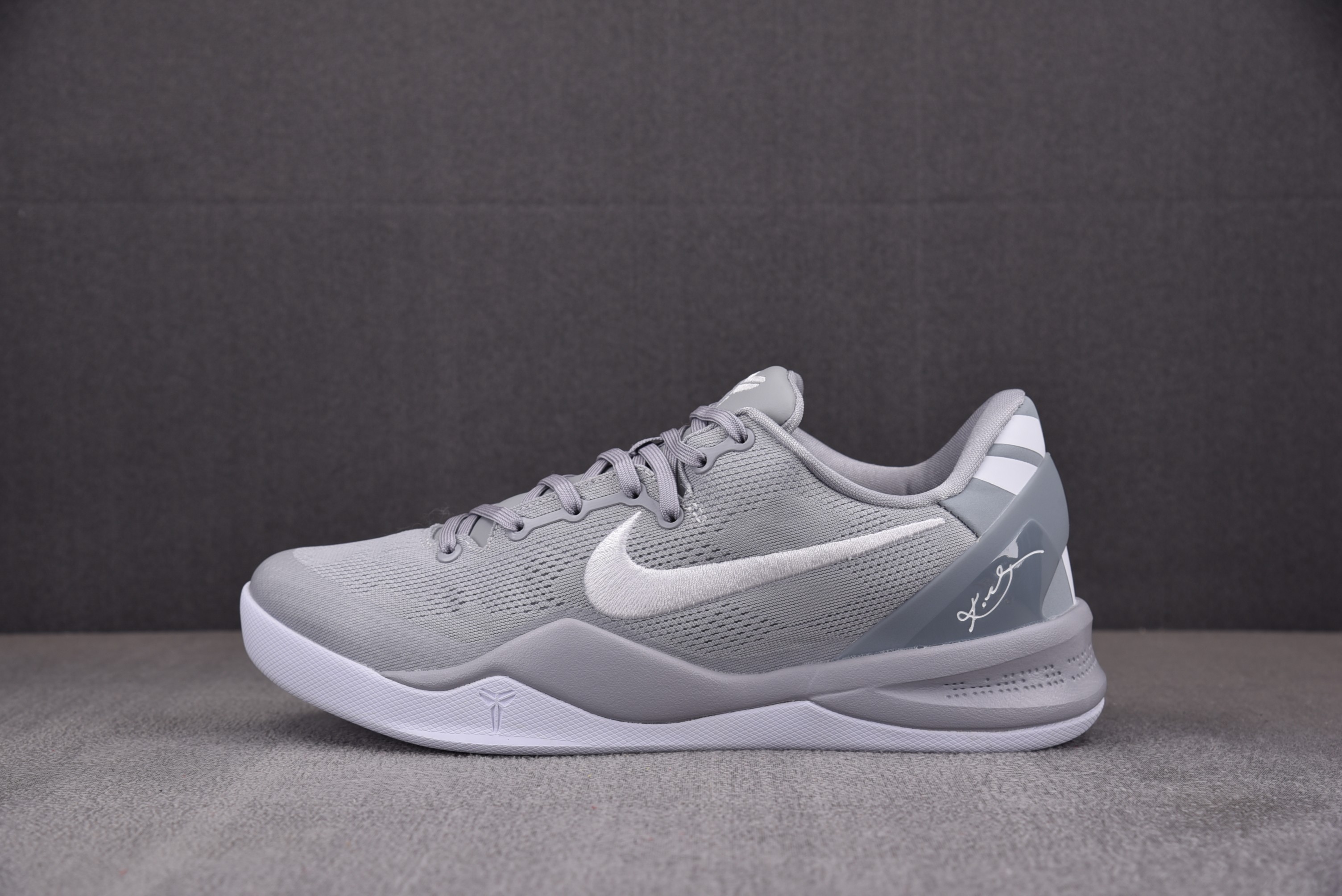 【S2】NK Kobe 8 Protro“Wolf Grey”灰色 HF9550-002