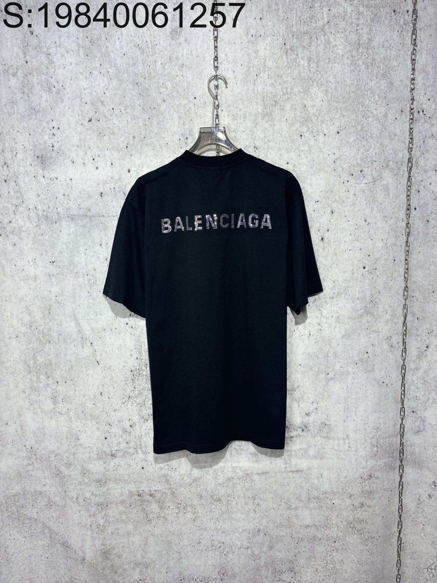 [사슬공장] 발렌시아가 24SS 큐빅 모노그램 반팔티 블랙 balenciaga