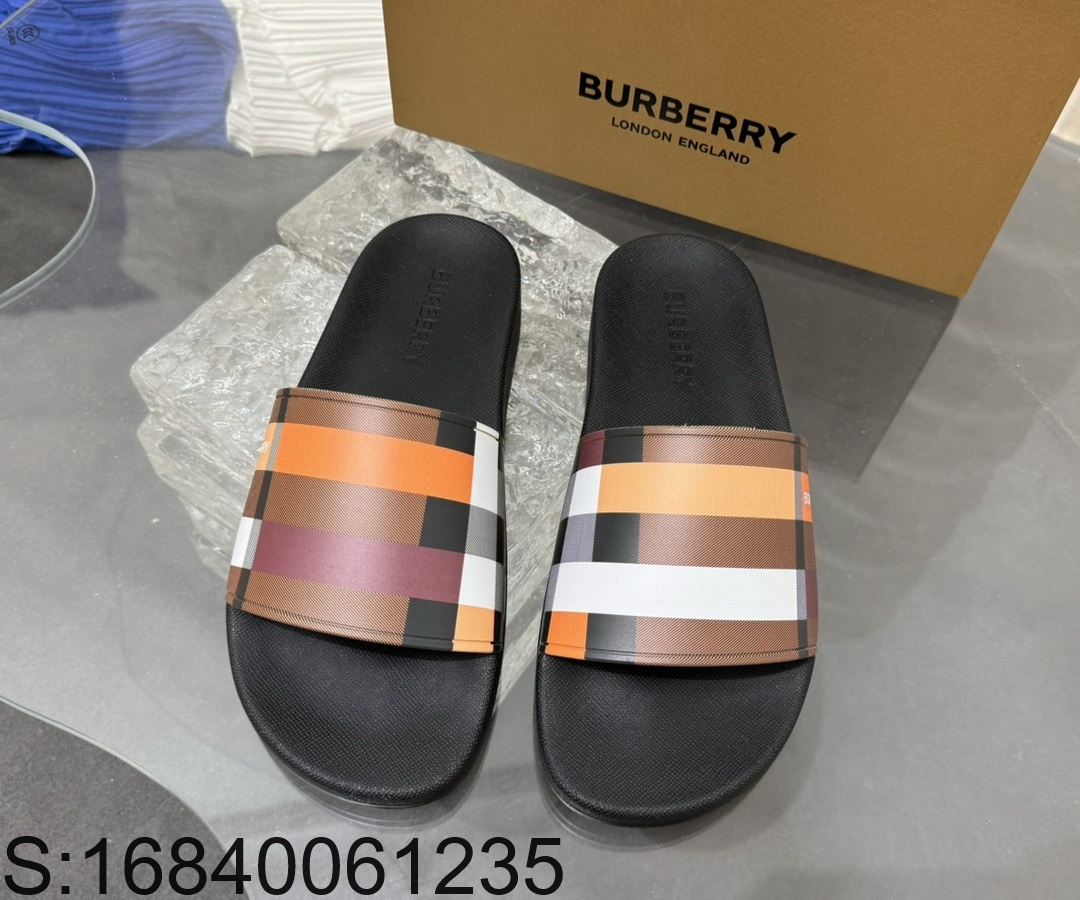 [152] 버버리 커플 양색 체크 슬리퍼 burberry
